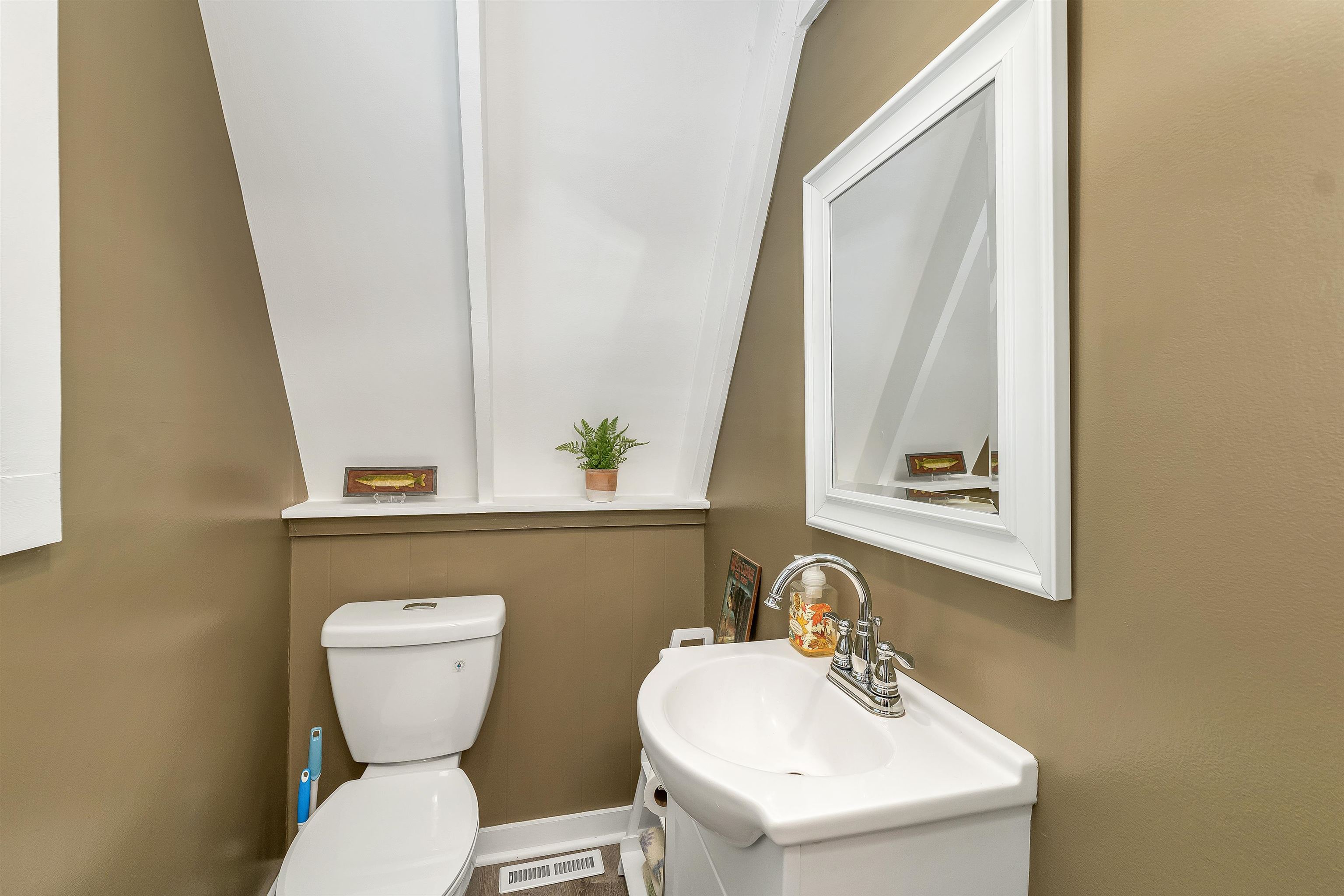 13 Chestnut Lane Property Photo 42