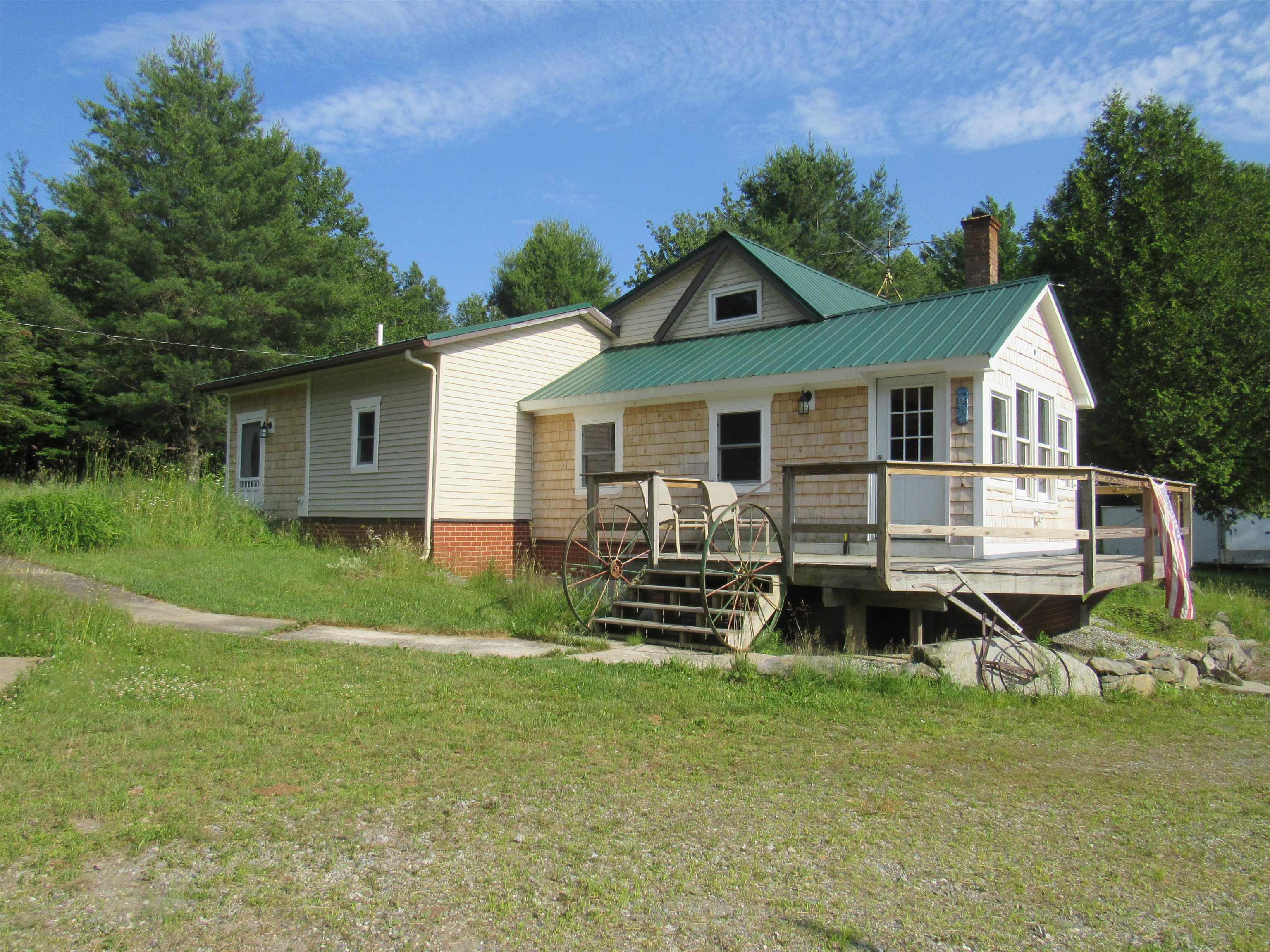 21 Maple Hill Road Property Photo 2