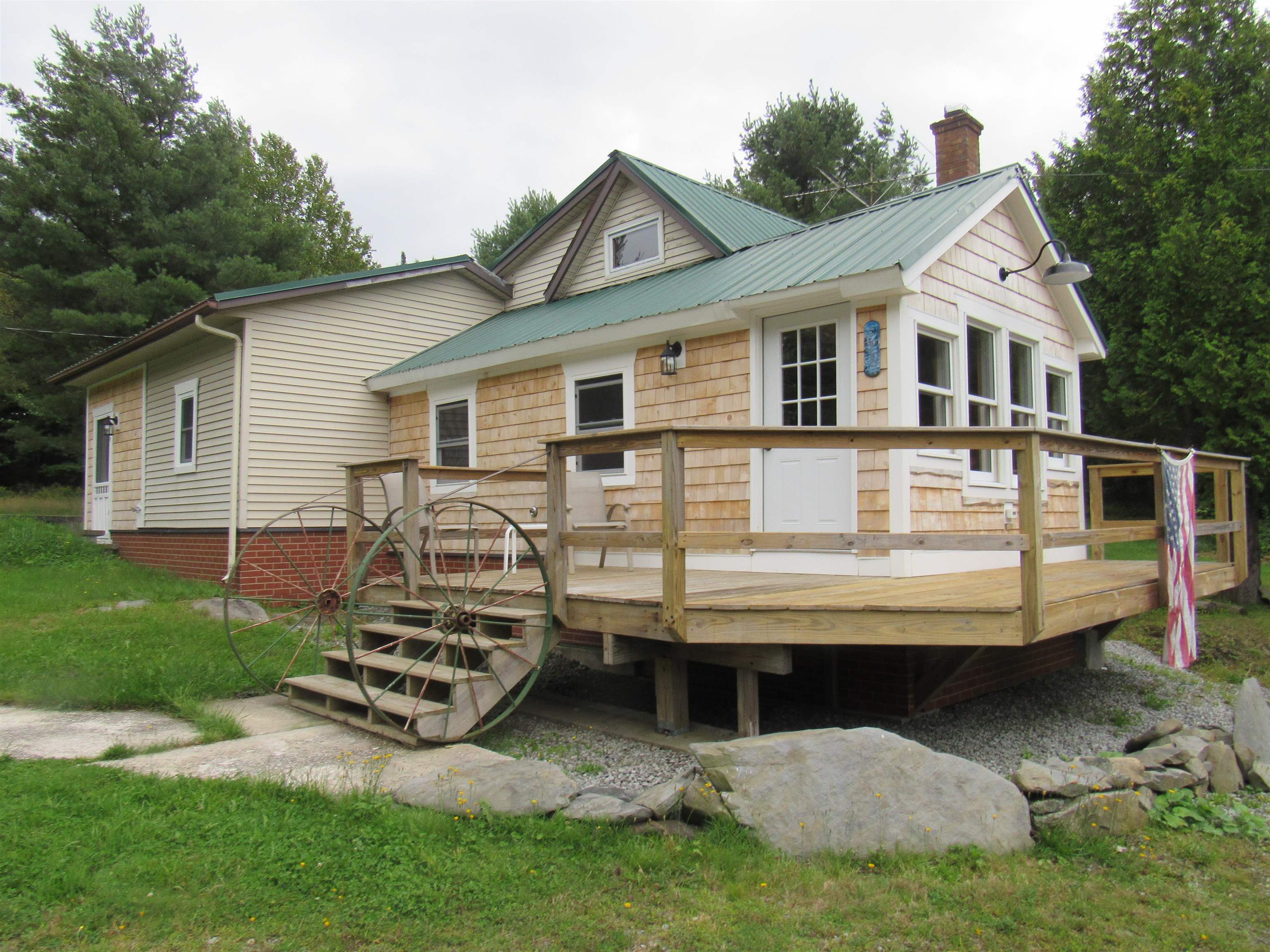 21 Maple Hill Road Property Photo 5
