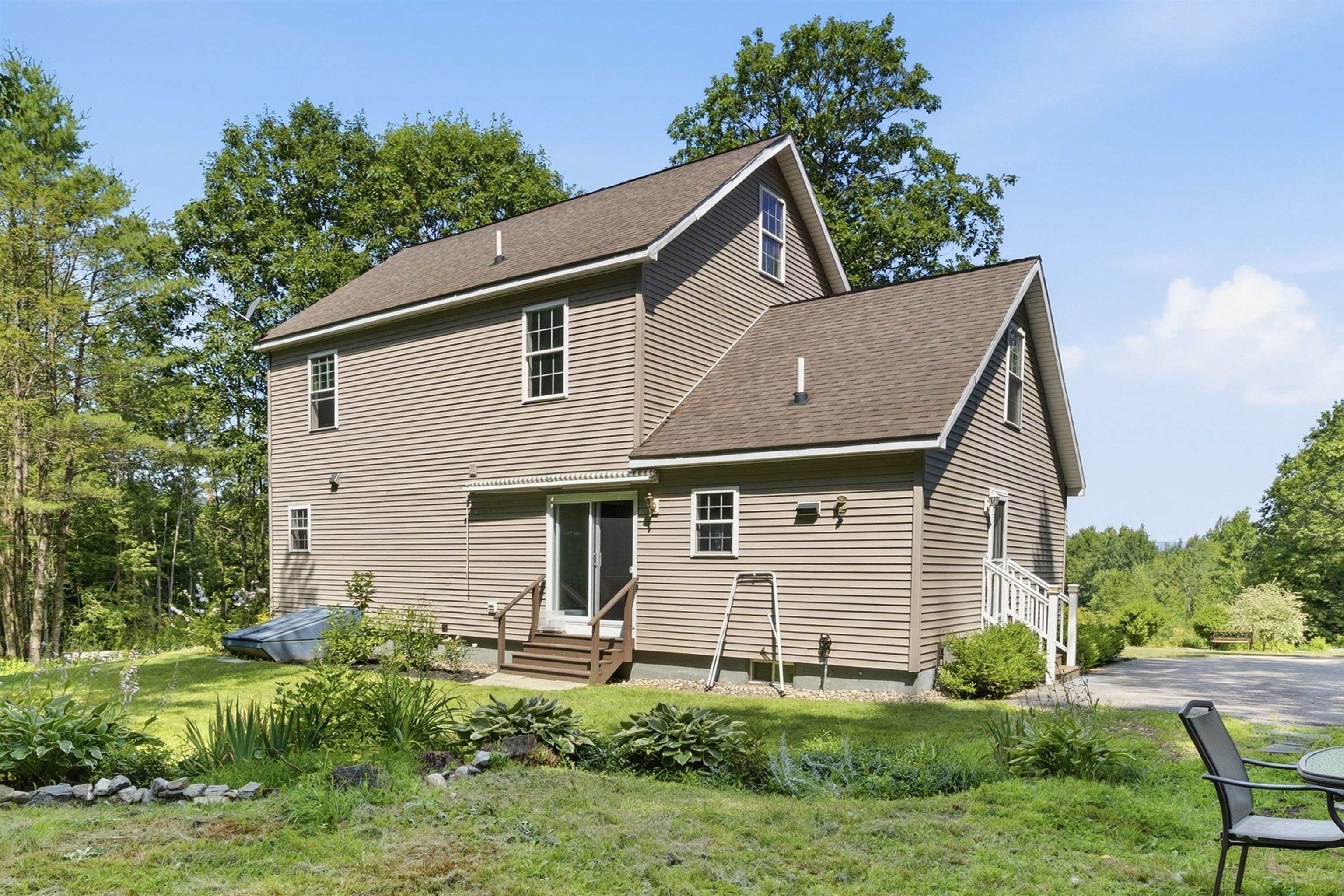 15 Silver Dawn Road Property Photo 6