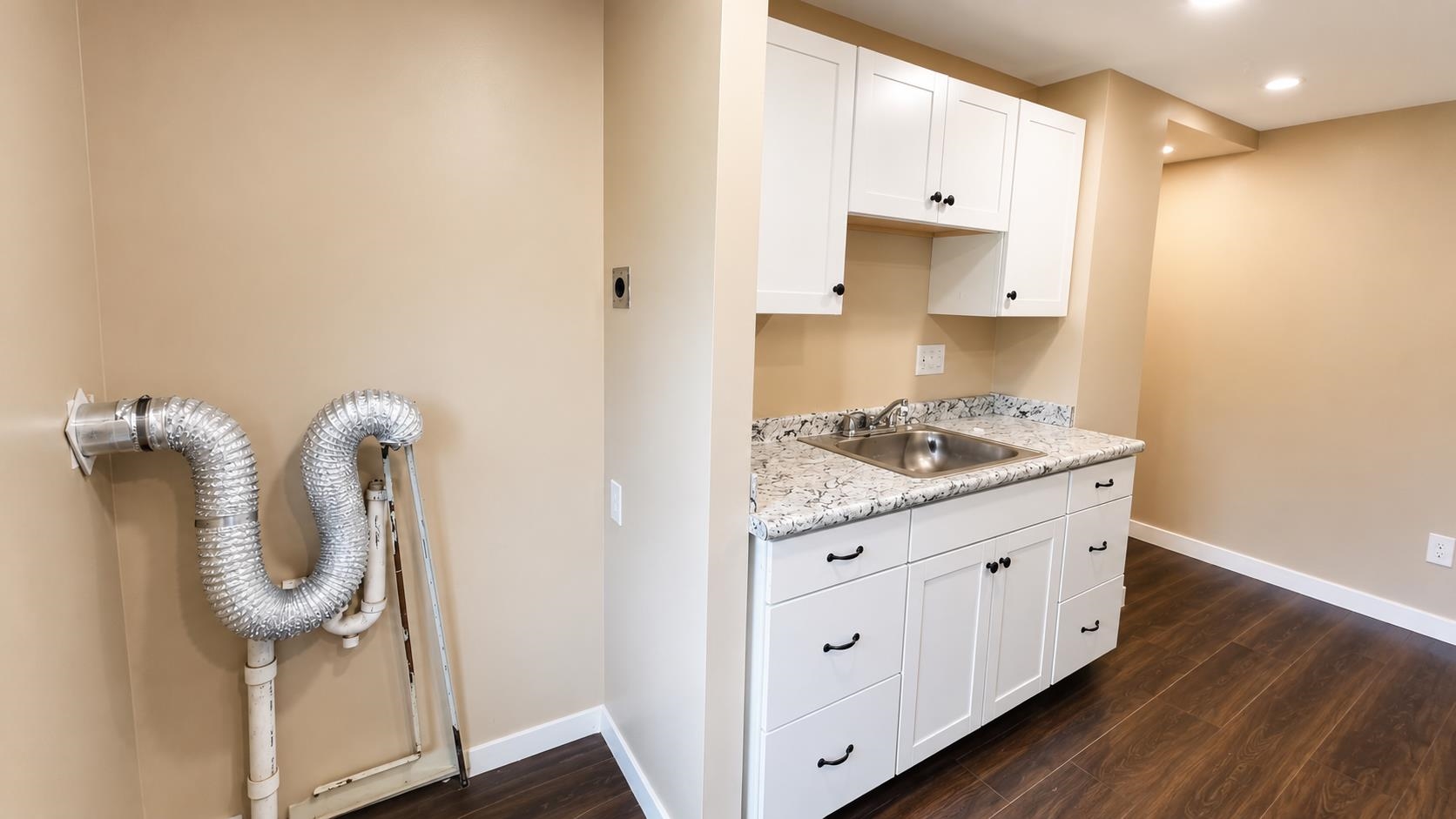 16 Water Street Property Photo 5