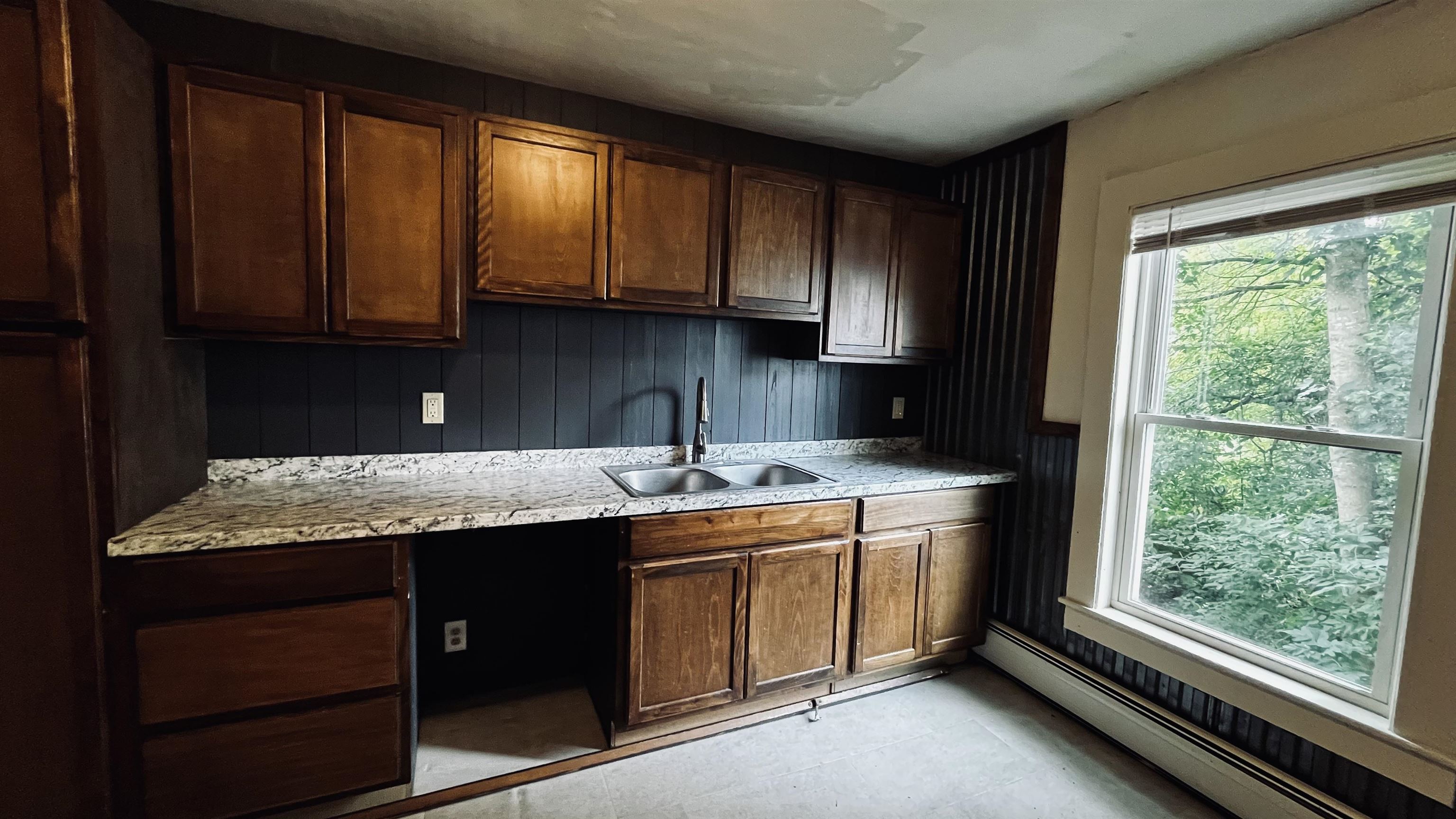 16 Water Street Property Photo 37