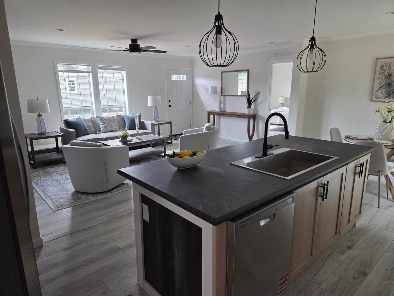 4 Quartz Street Property Photo 1