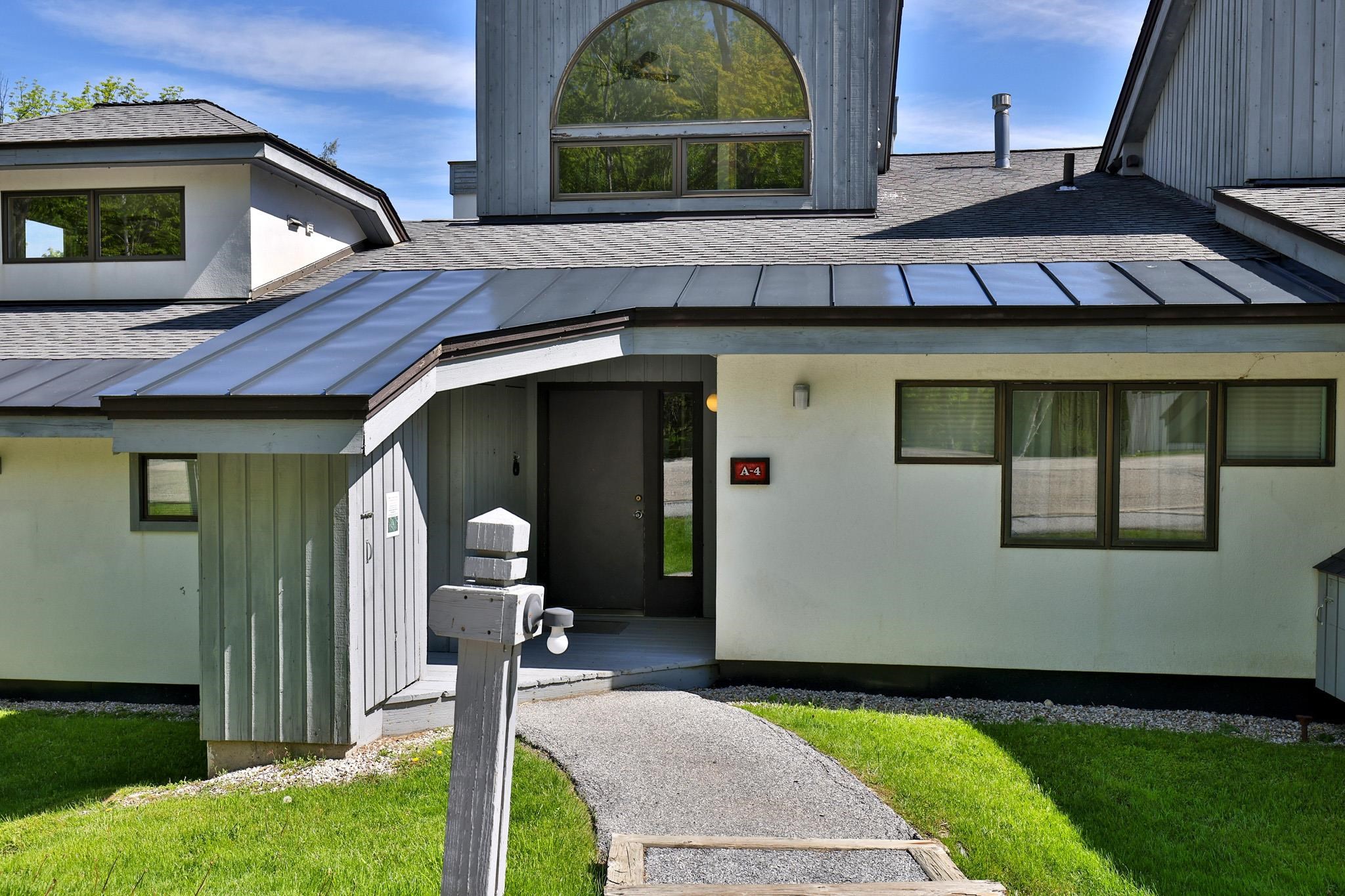 74 Woods Lane Property Photo 4