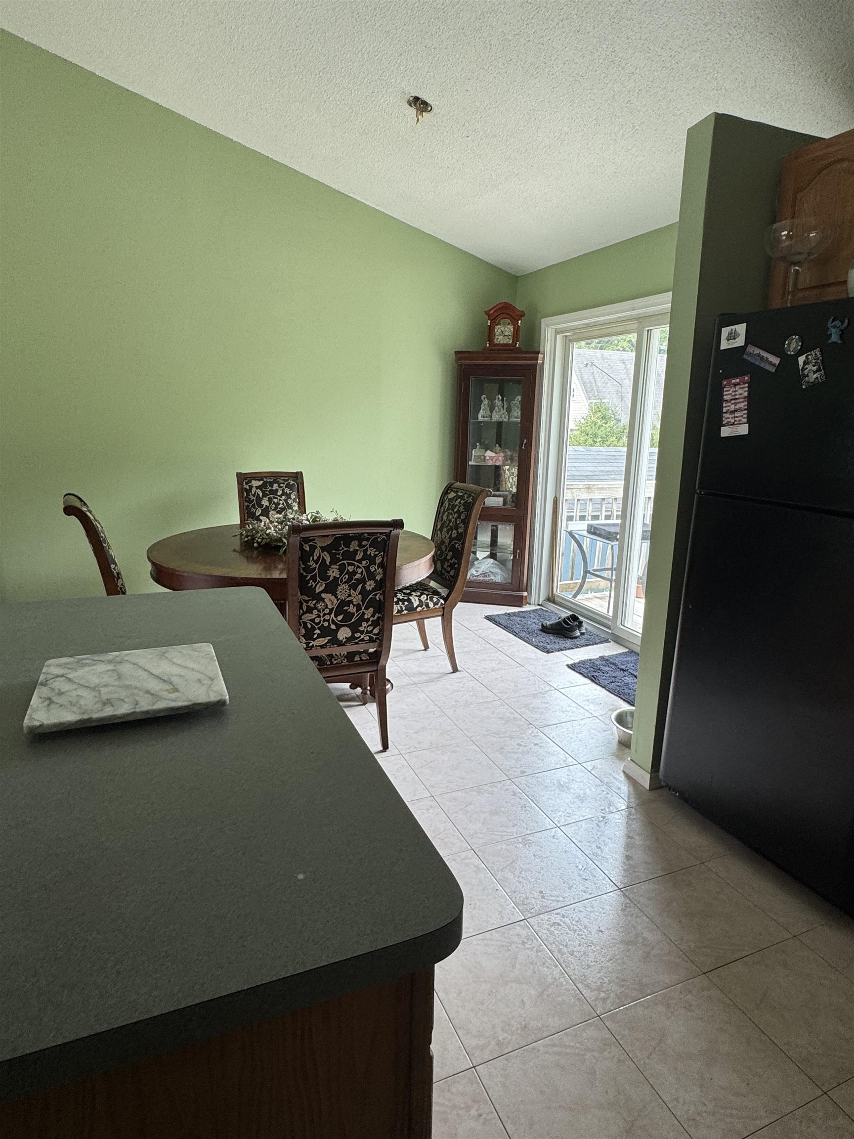 1b E Dunstable Road Property Photo 21