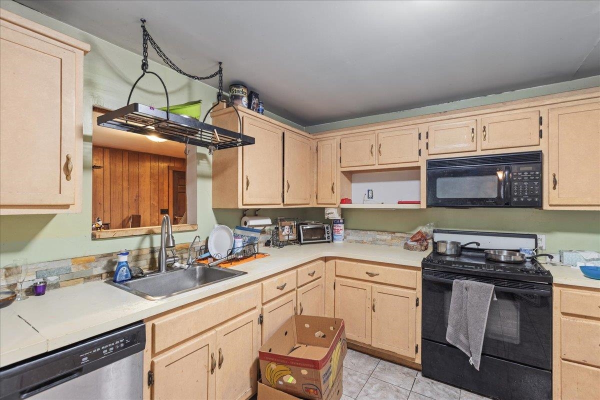 202 Forest Road Property Photo 11