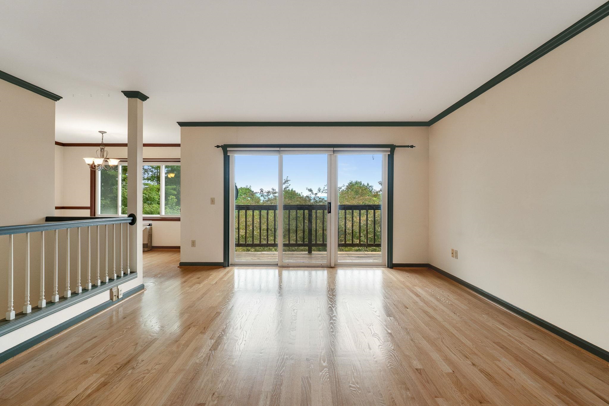 212 Cityside Drive Property Photo 8