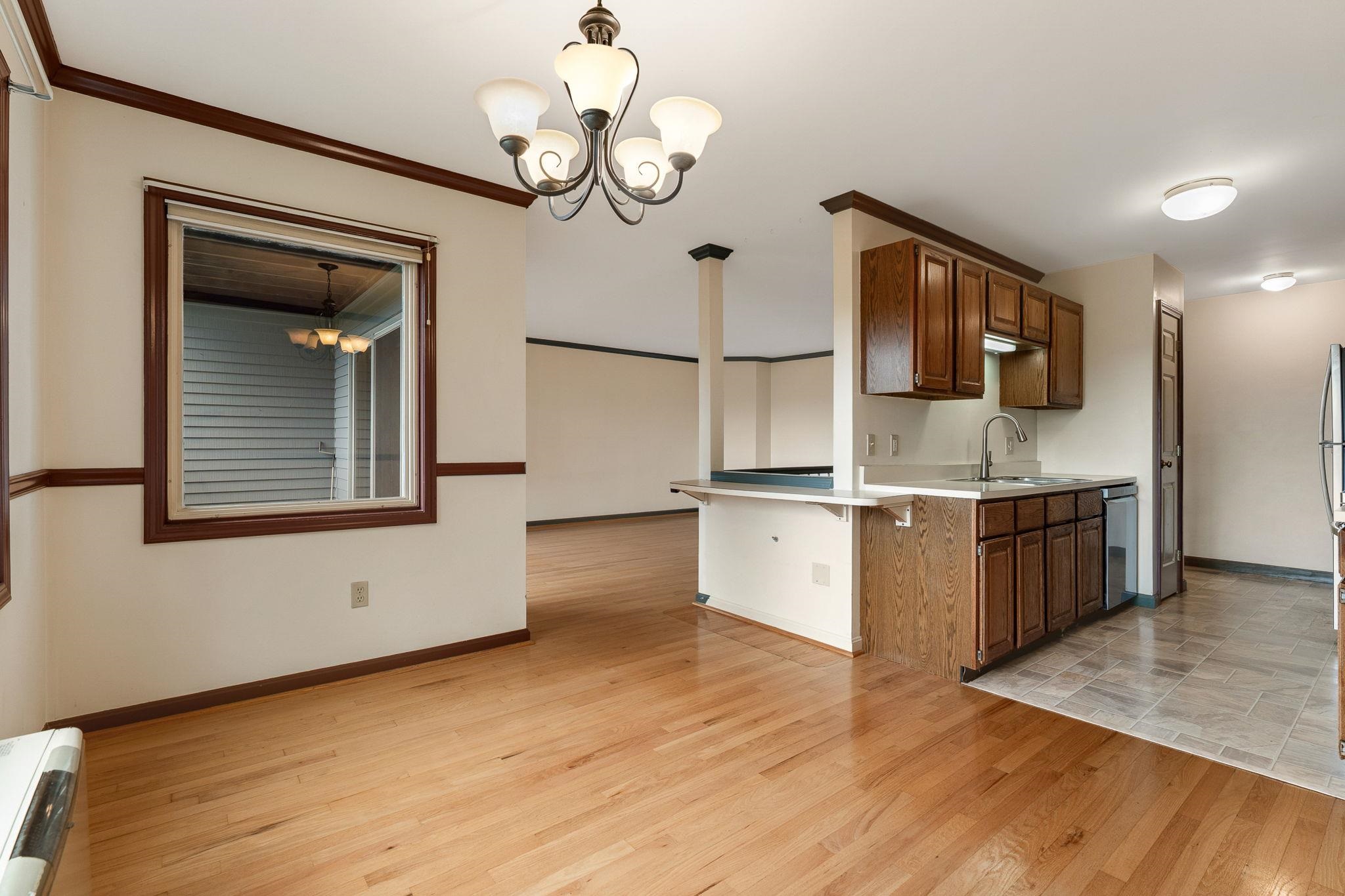 212 Cityside Drive Property Photo 15