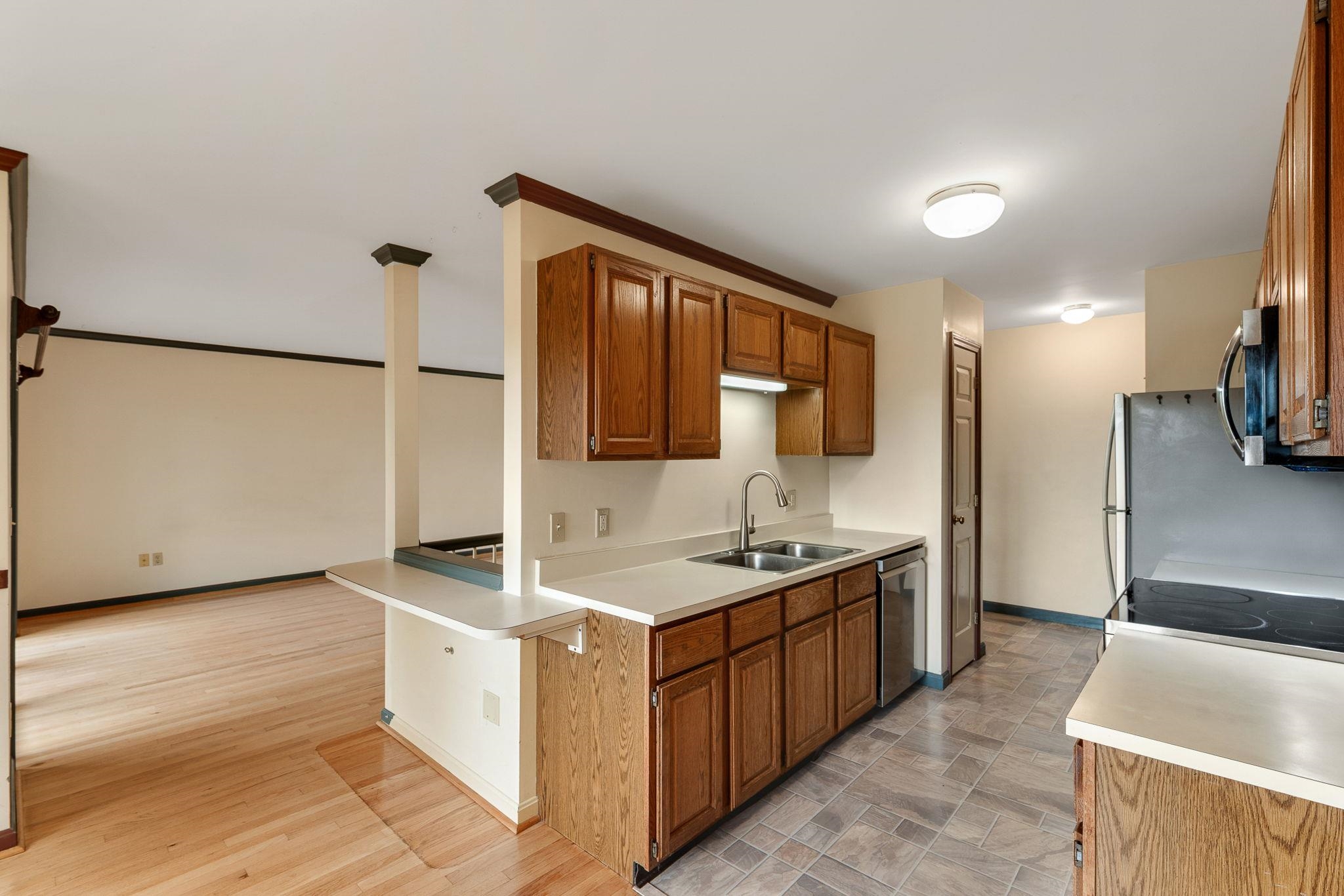 212 Cityside Drive Property Photo 16