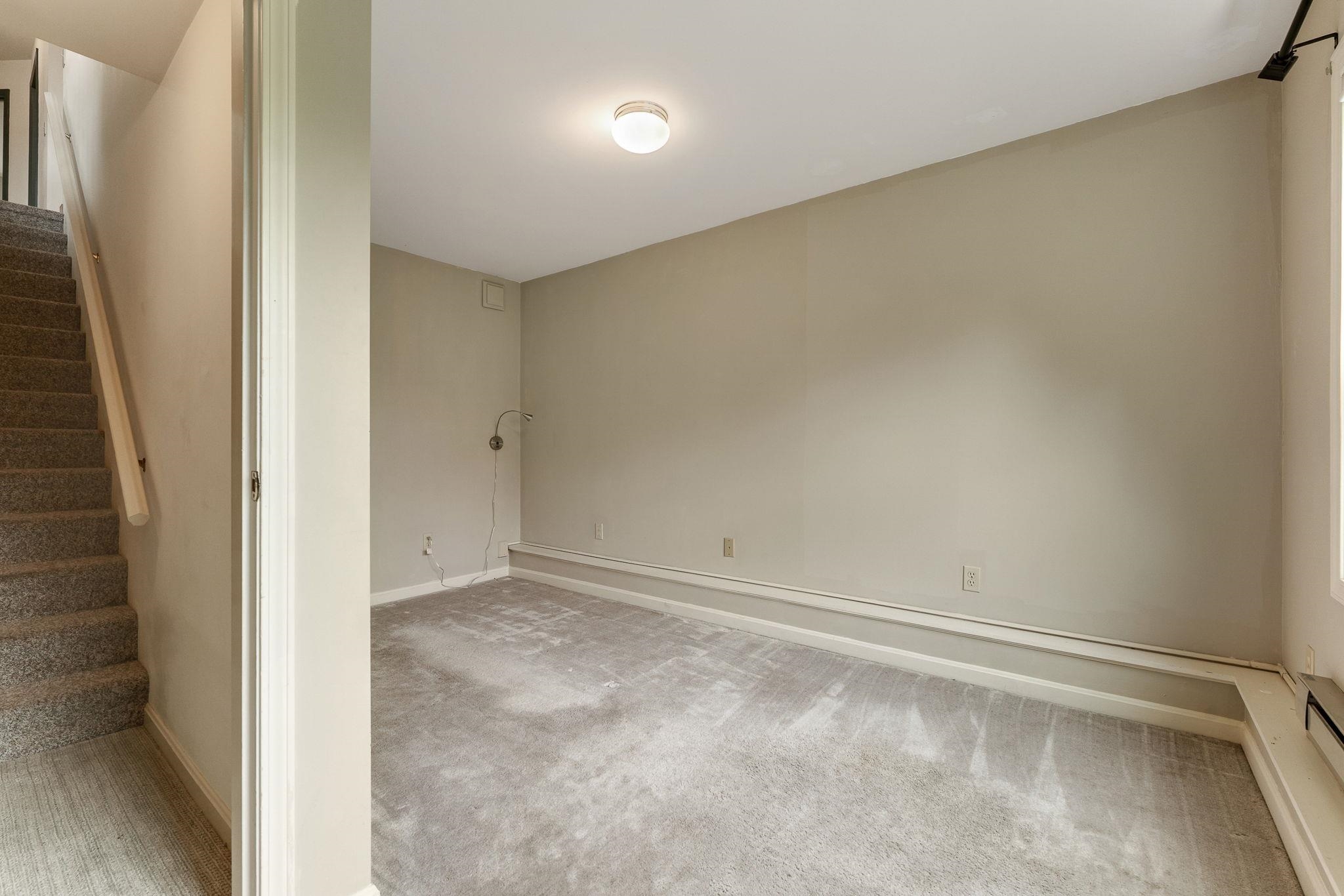 212 Cityside Drive Property Photo 33