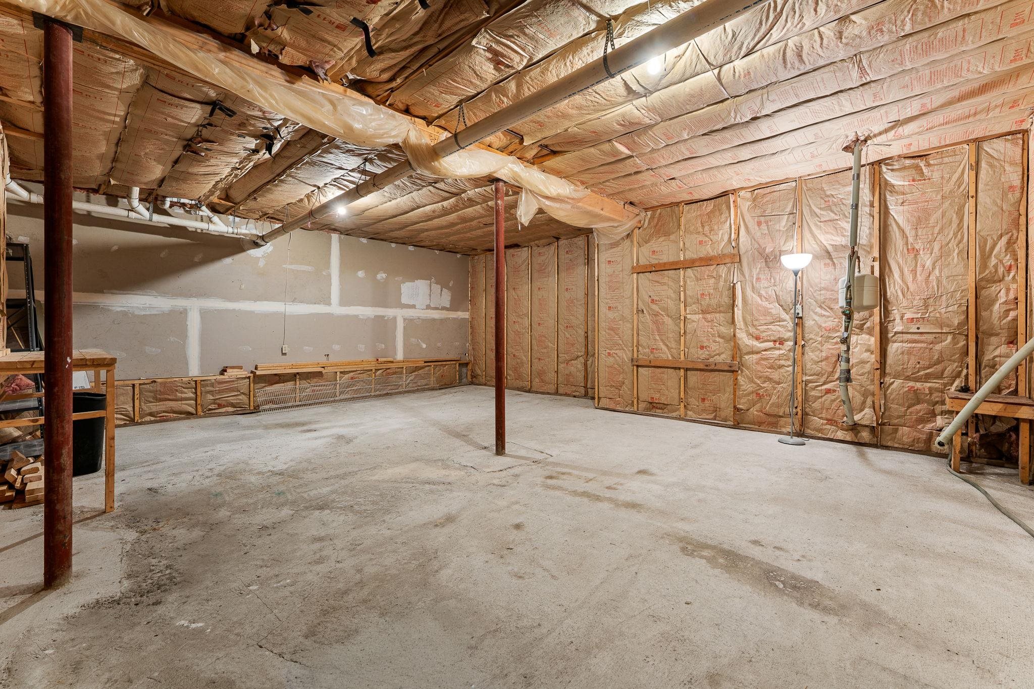 212 Cityside Drive Property Photo 39