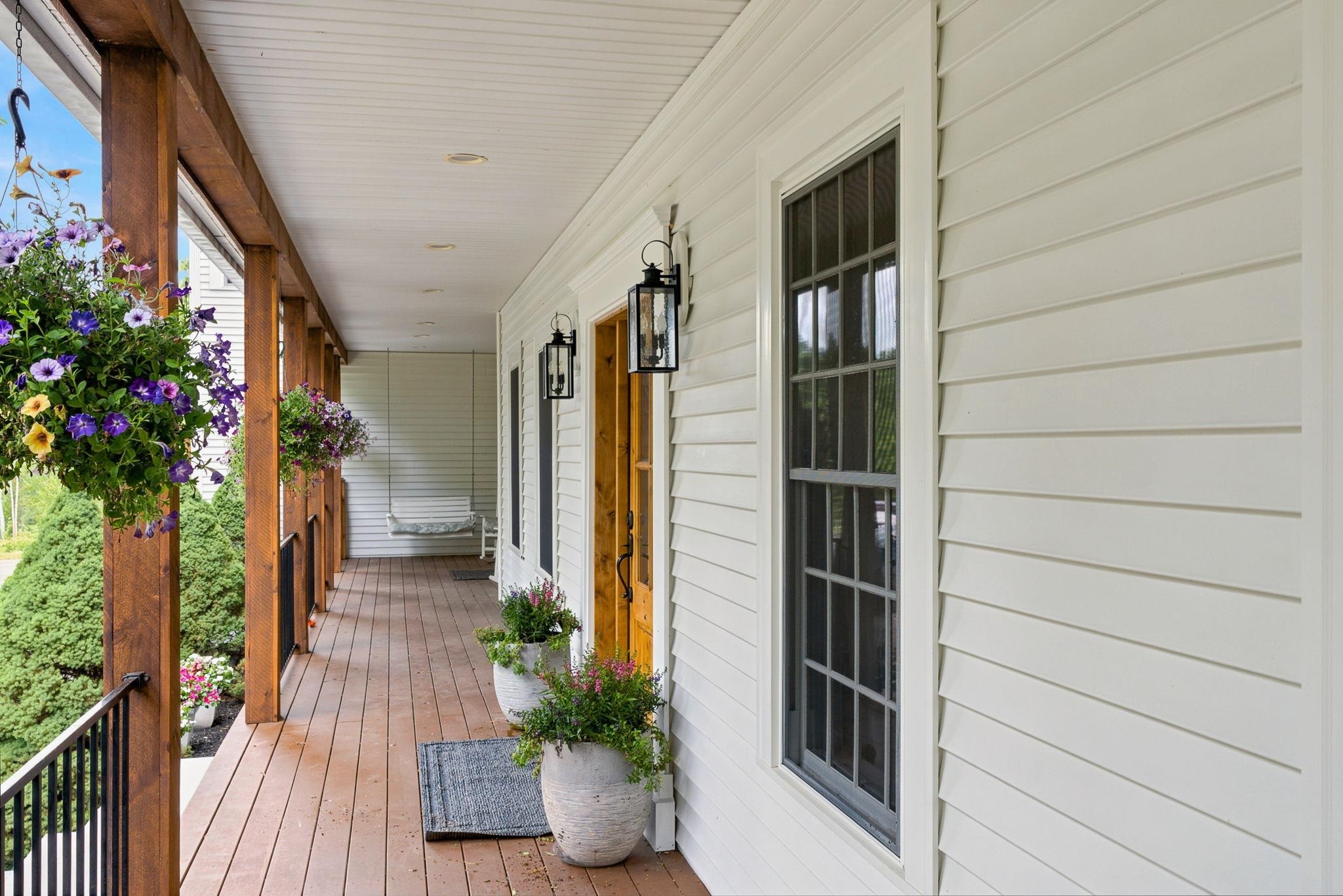 9 Storybrook Lane Property Photo 5