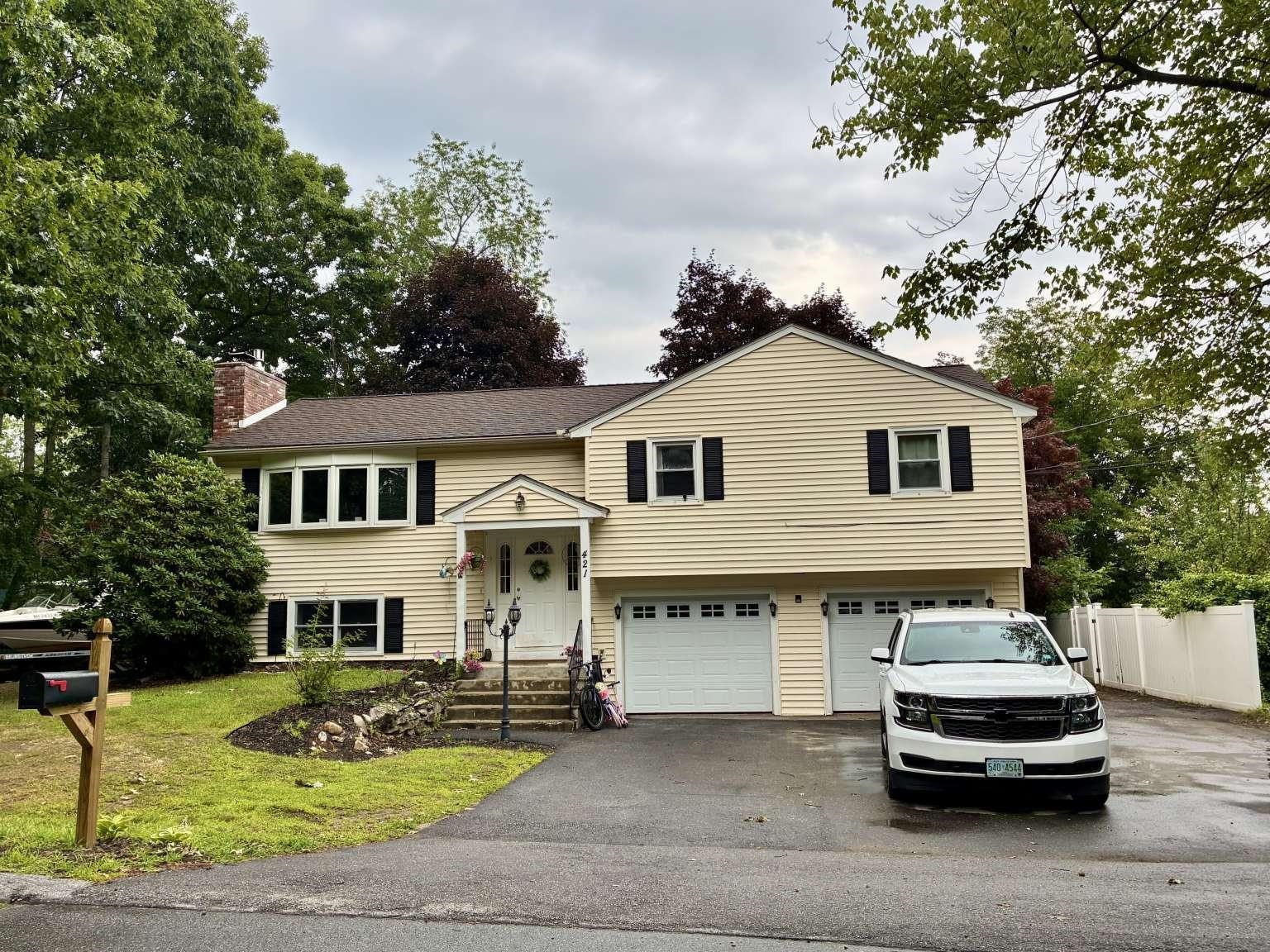 421 Pleasant Street Property Photo 1