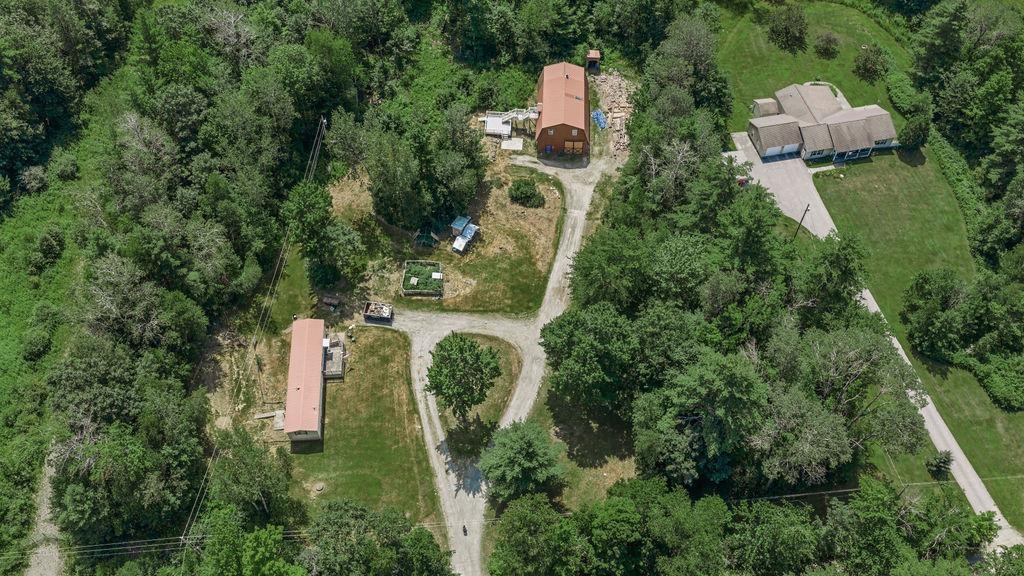 371-373 East Mountain Road Property Photo 1