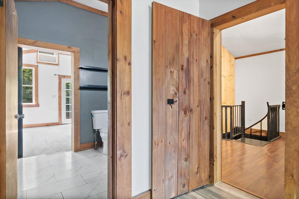 371-373 East Mountain Road Property Photo 25