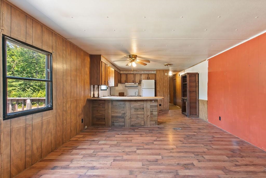 371-373 East Mountain Road Property Photo 42