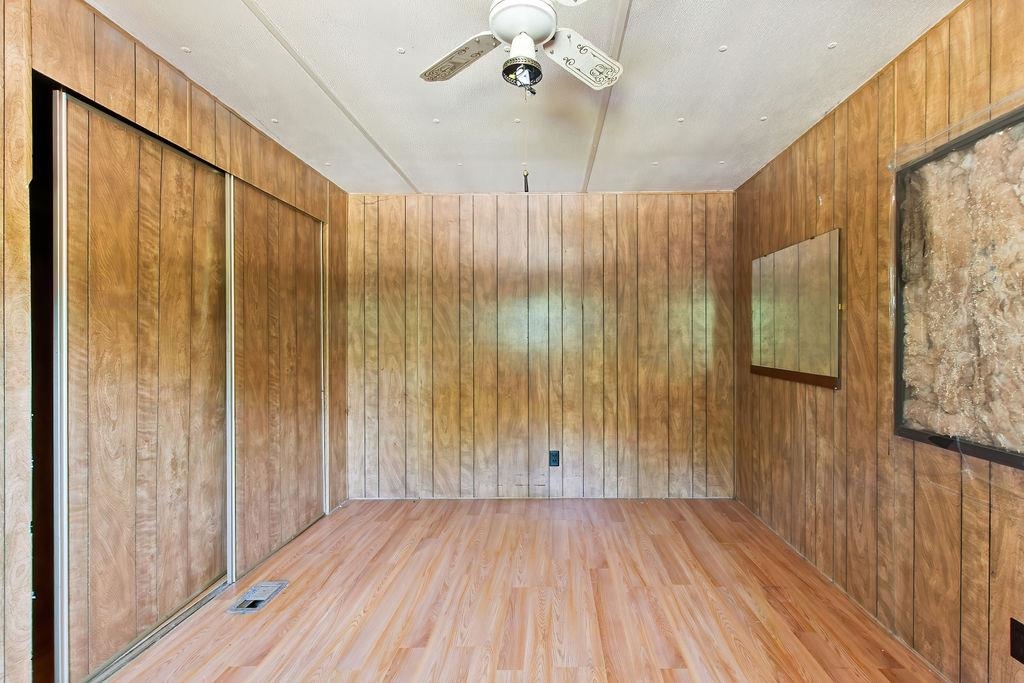 371-373 East Mountain Road Property Photo 47
