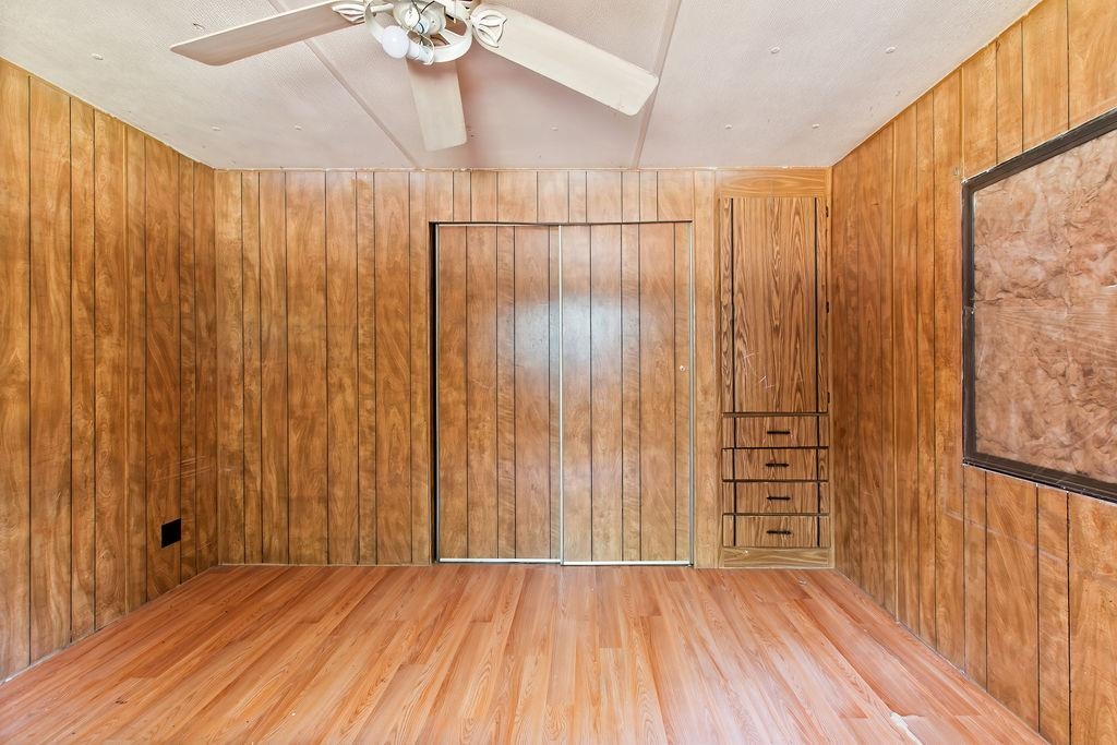 371-373 East Mountain Road Property Photo 48