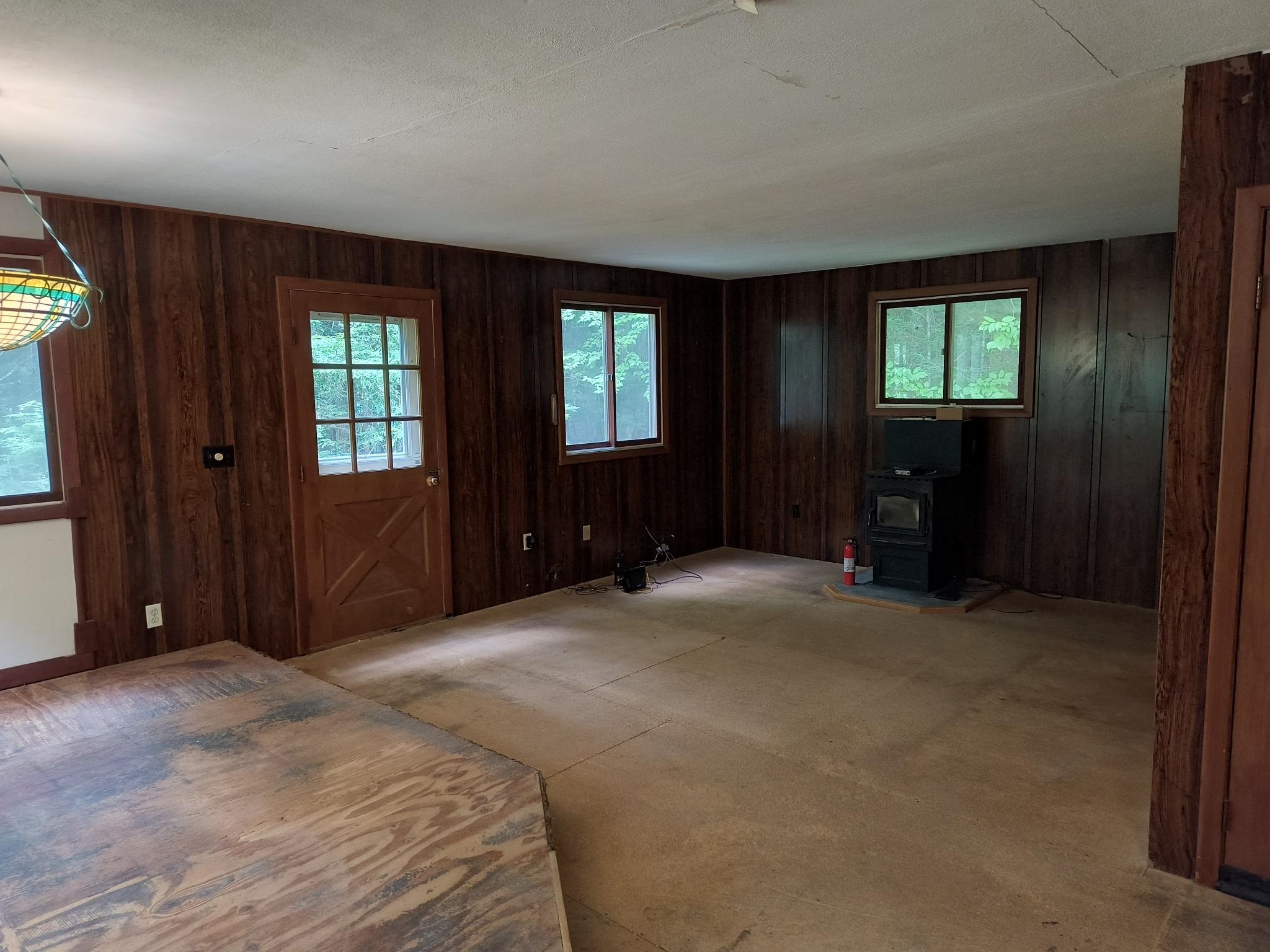 55 Hallwood Drive Property Photo 6