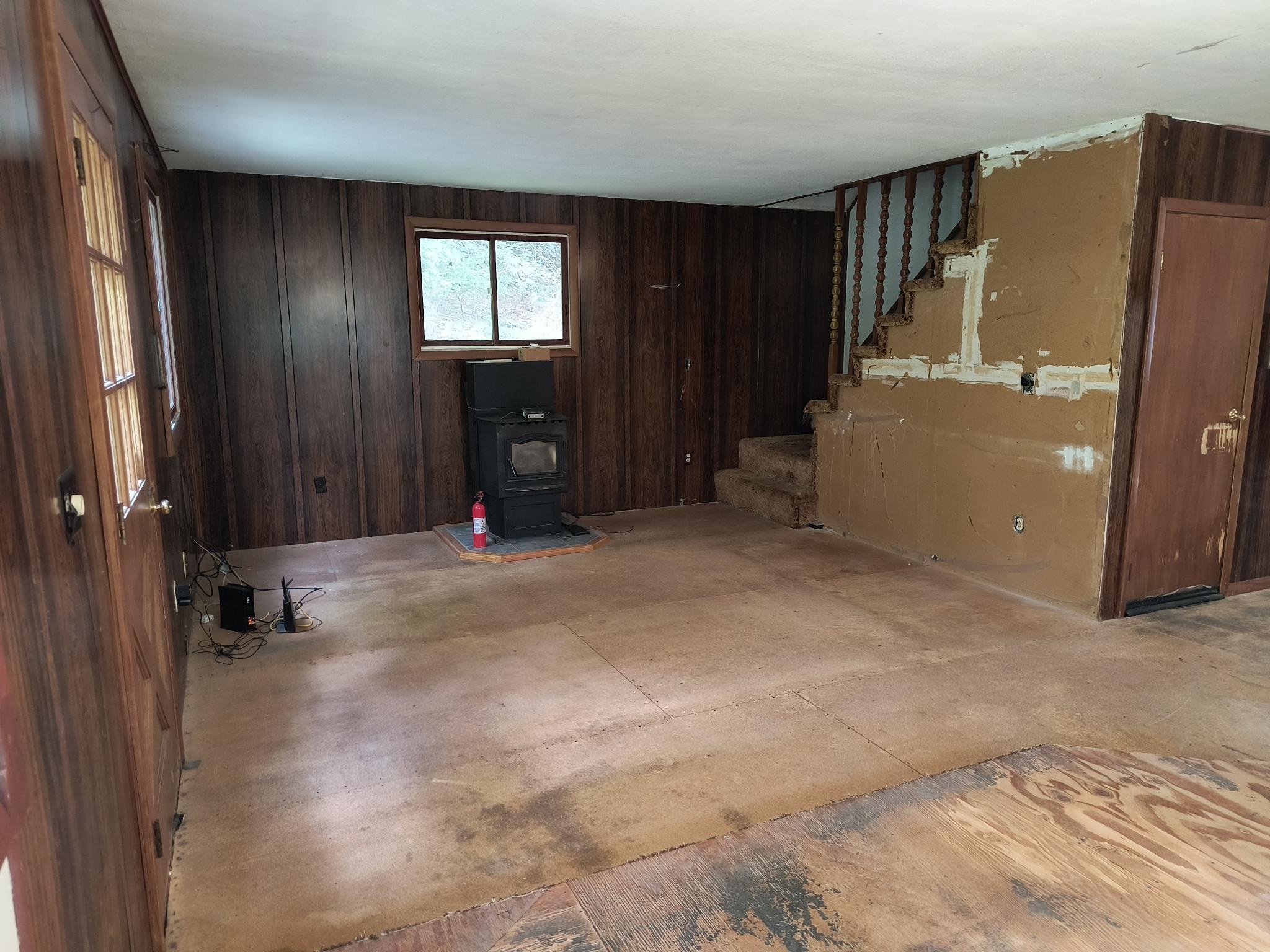 55 Hallwood Drive Property Photo 7