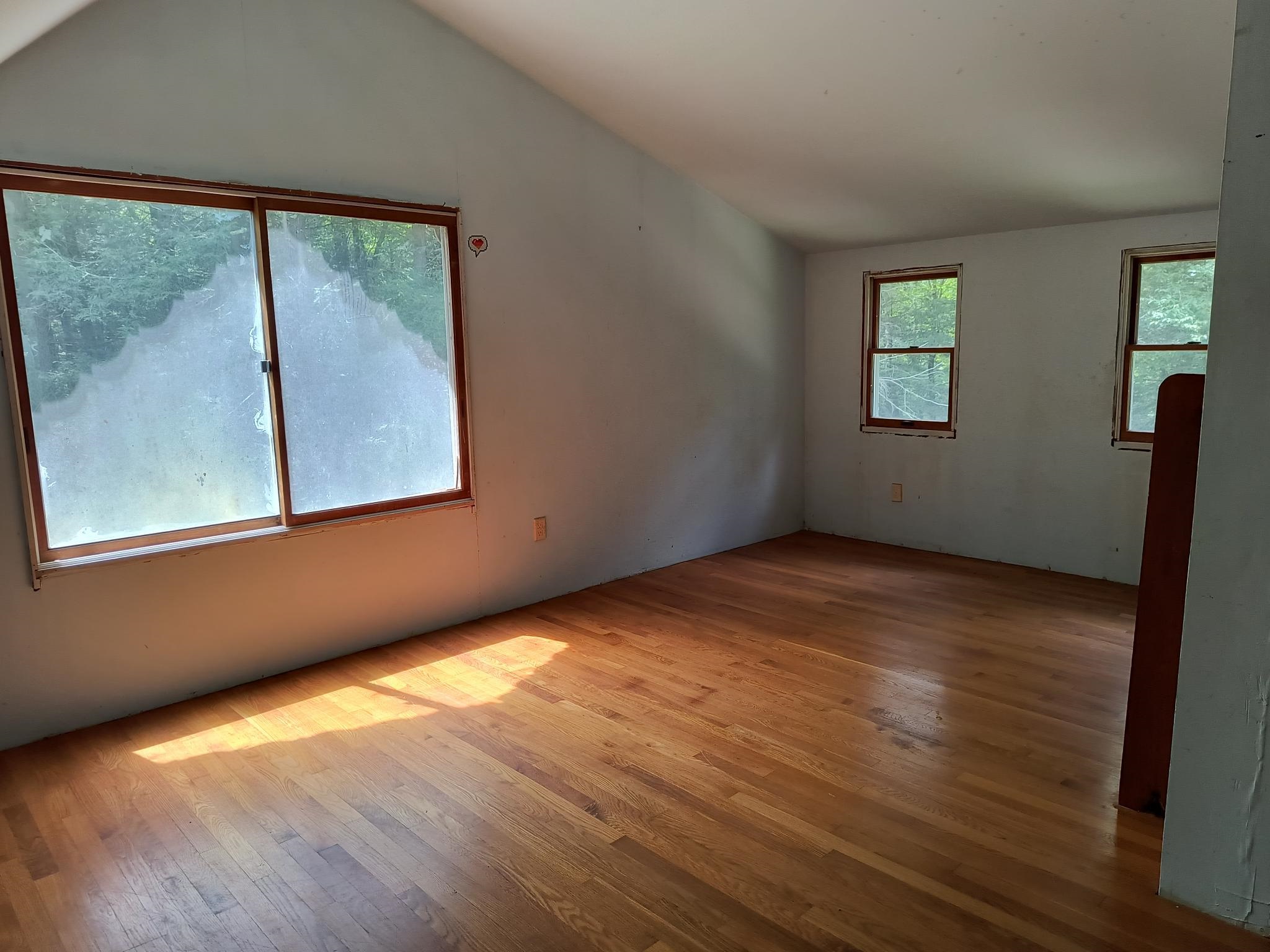 55 Hallwood Drive Property Photo 15