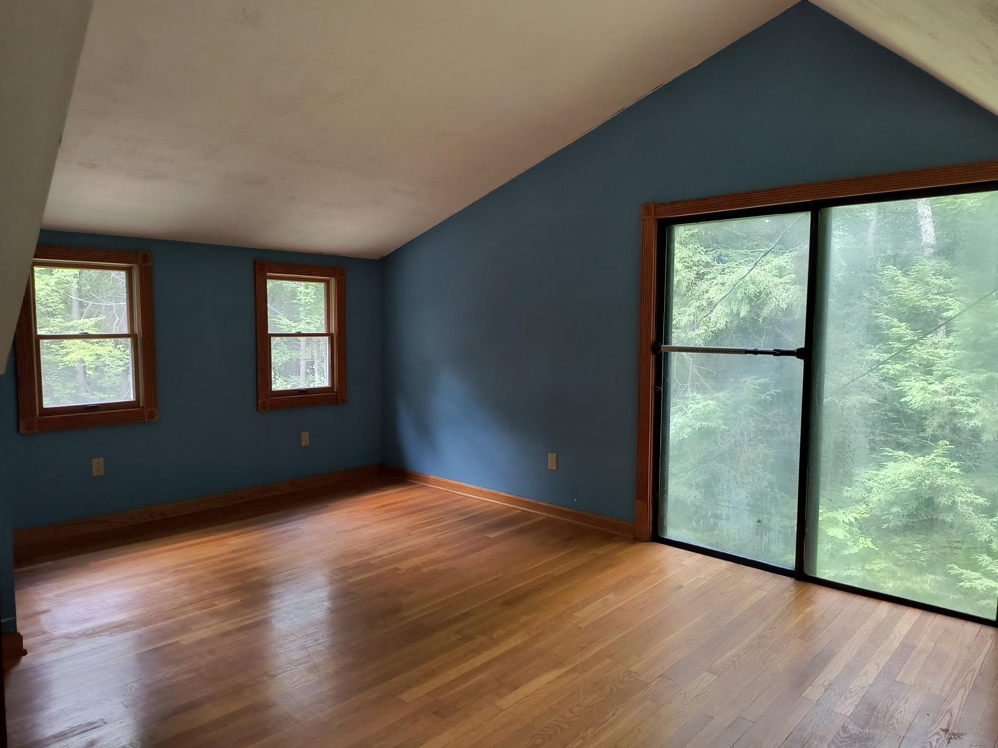 55 Hallwood Drive Property Photo 18