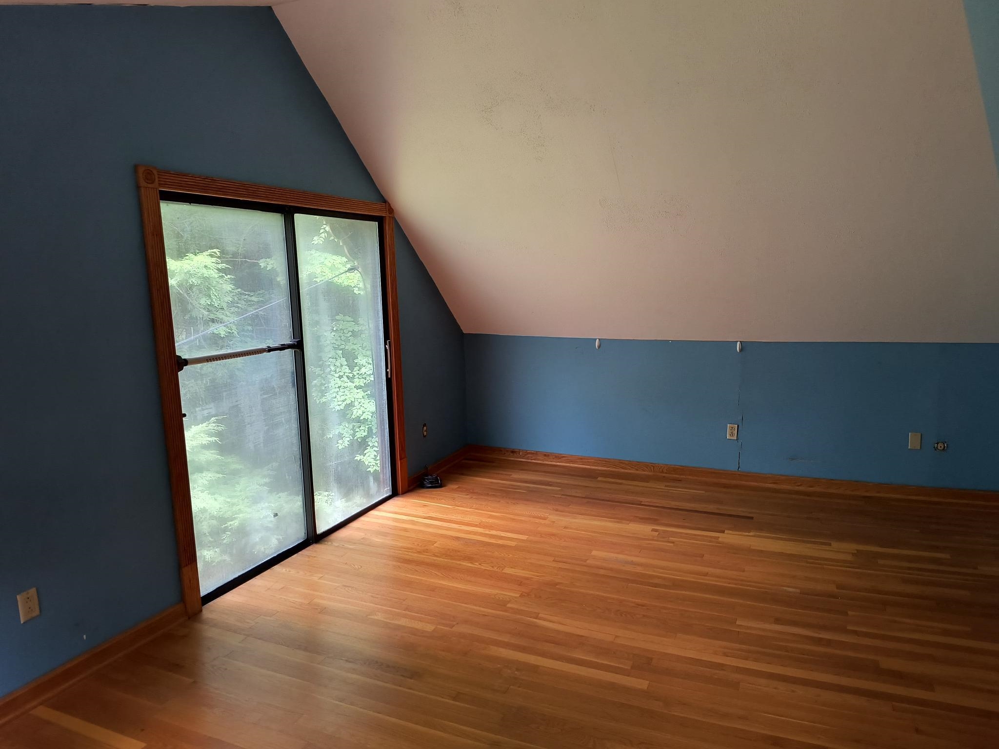 55 Hallwood Drive Property Photo 19