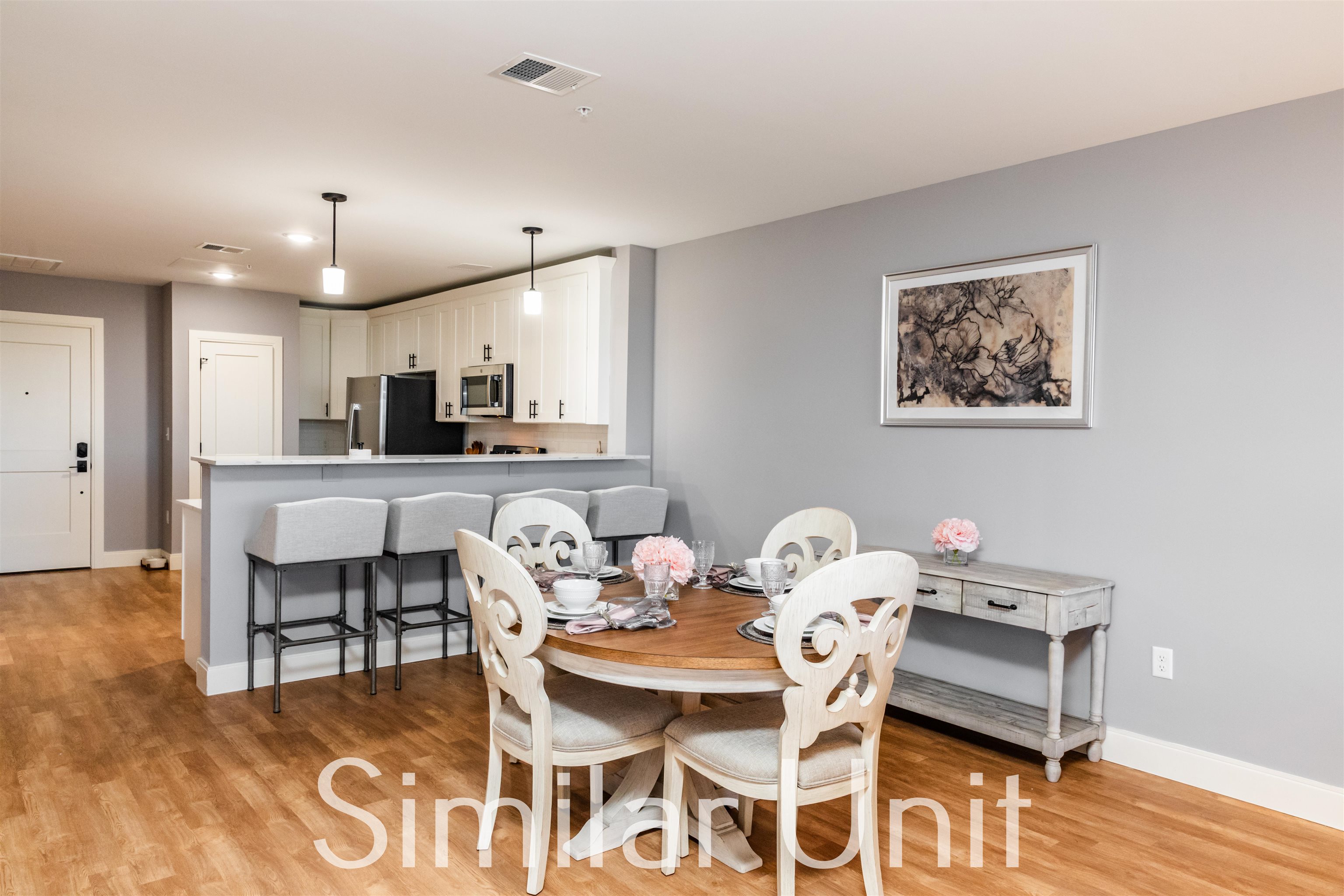 1000 Elm Street Property Photo 4