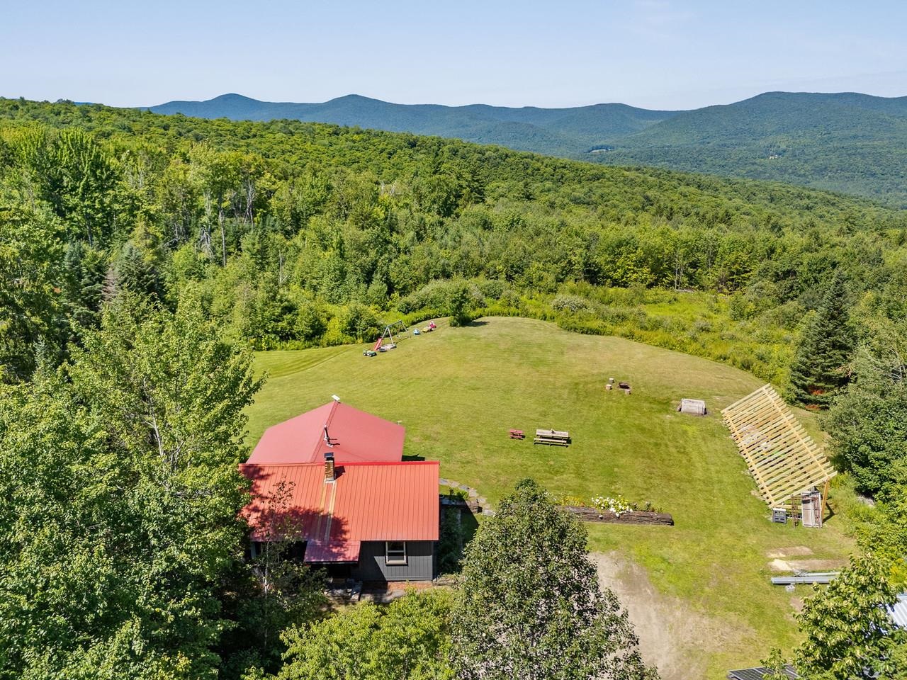 1290 Beaver Meadow Road Property Photo 3