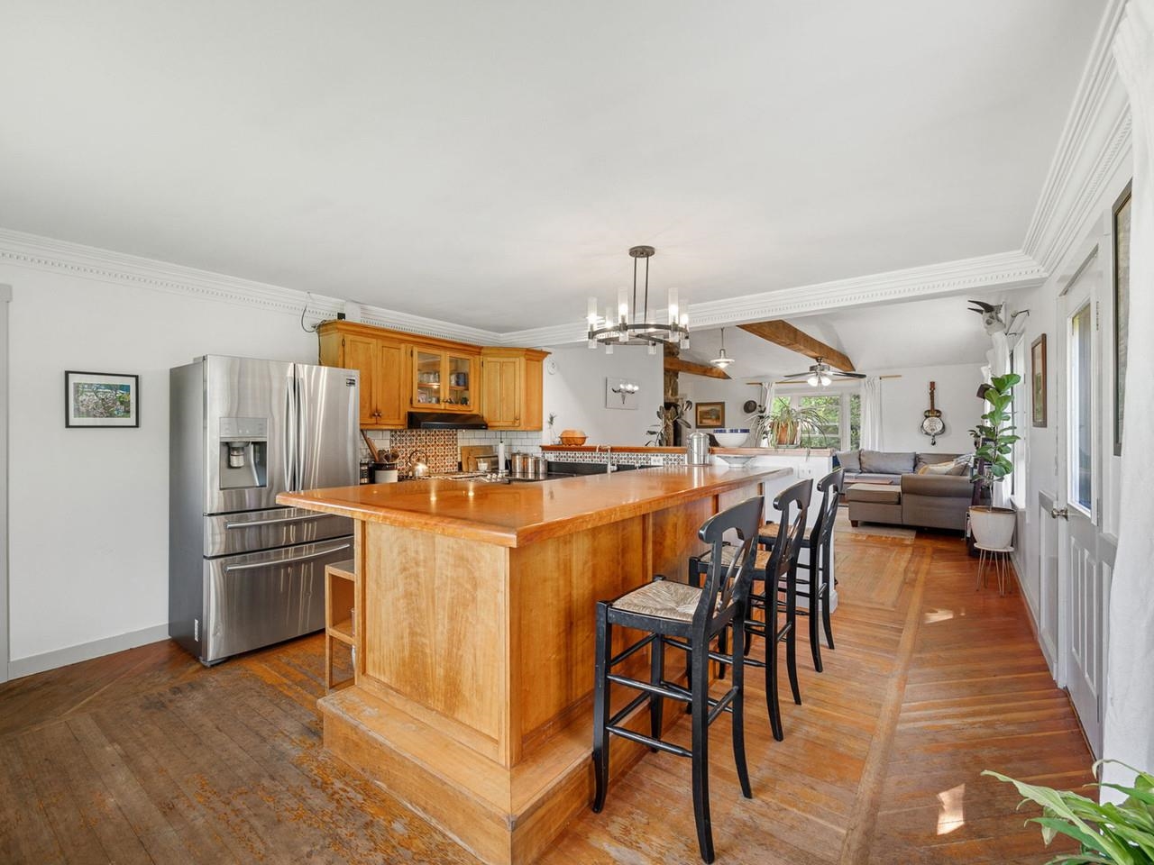 1290 Beaver Meadow Road Property Photo 11