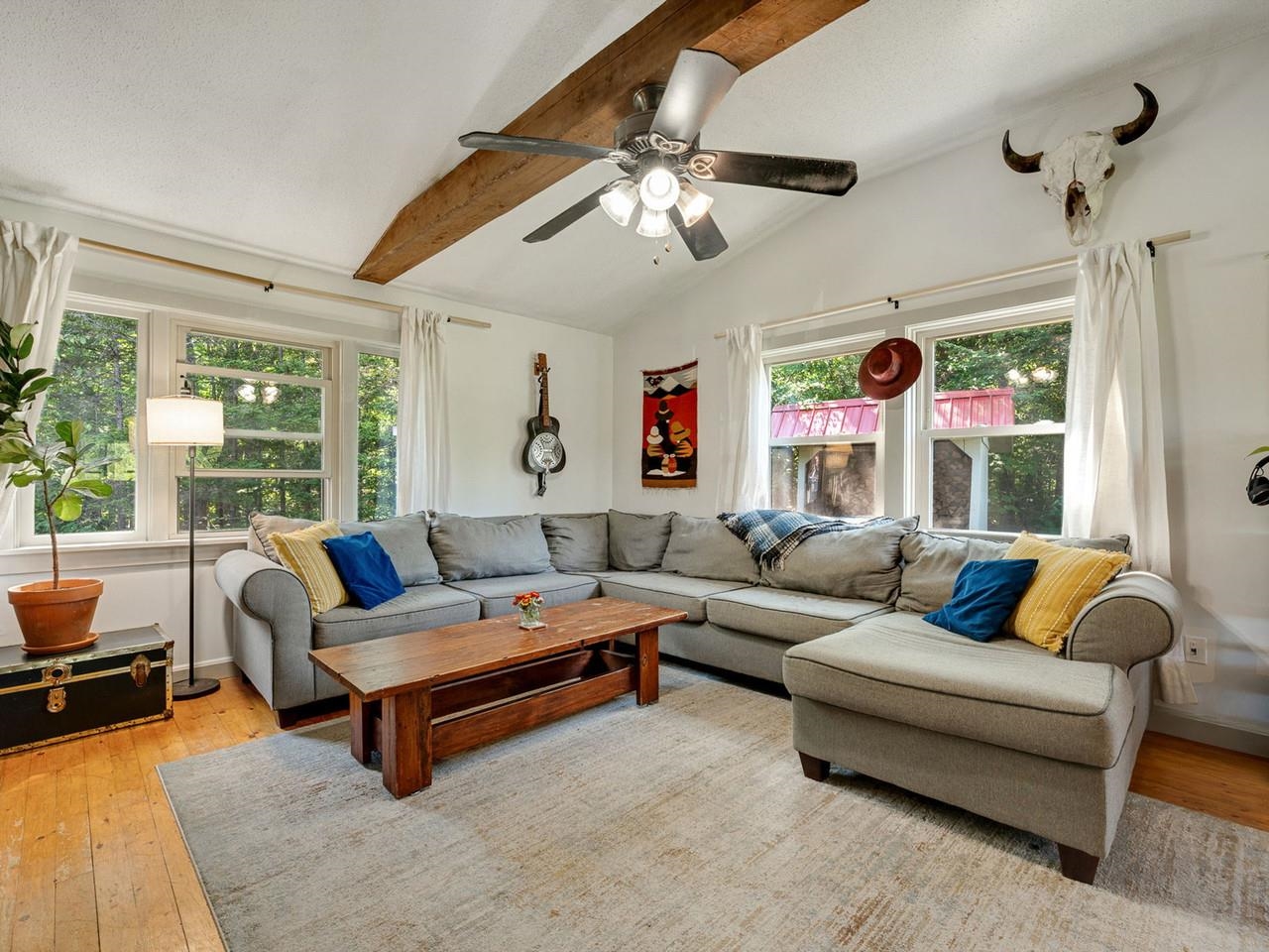 1290 Beaver Meadow Road Property Photo 17
