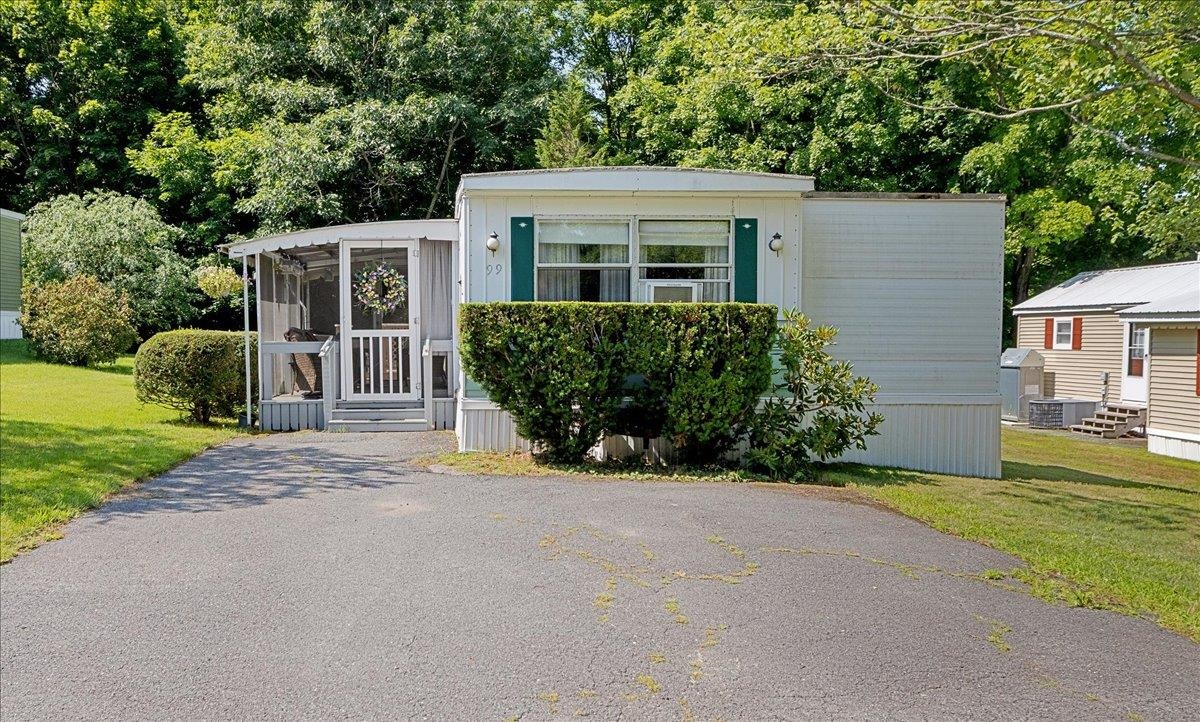 99 Hayes Mobile Home Park Property Photo 5