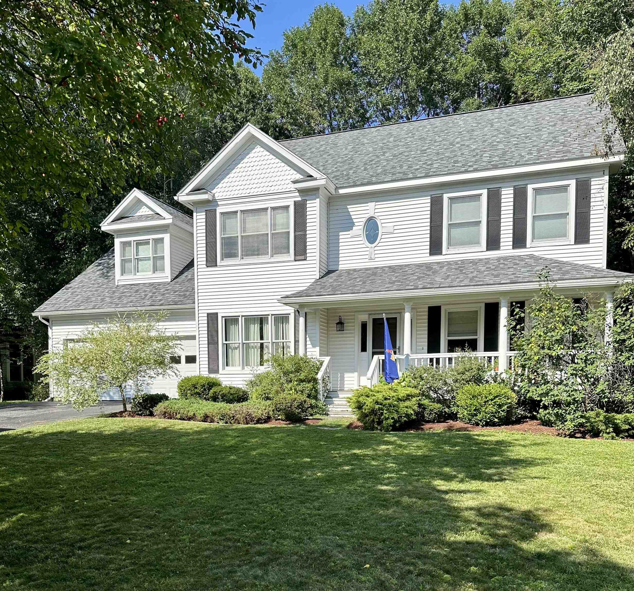 54 Muirfield Road Property Photo 1