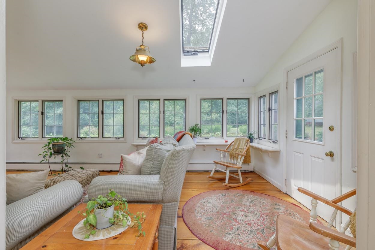 22 Horace Greeley Road Property Photo 3