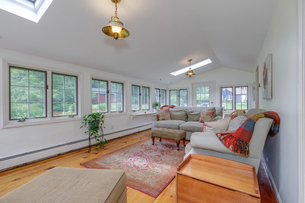 22 Horace Greeley Road Property Photo 4