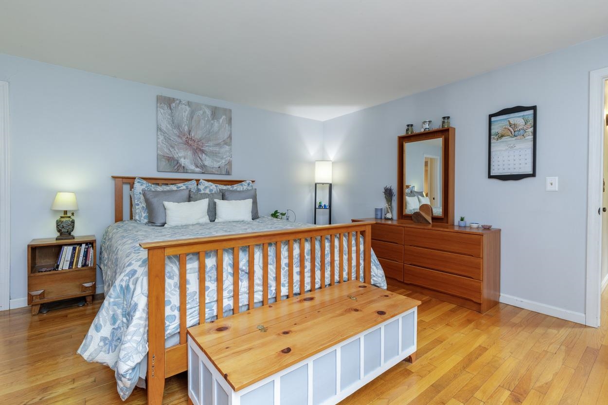22 Horace Greeley Road Property Photo 21