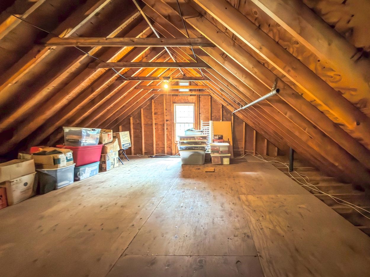 22 Horace Greeley Road Property Photo 33