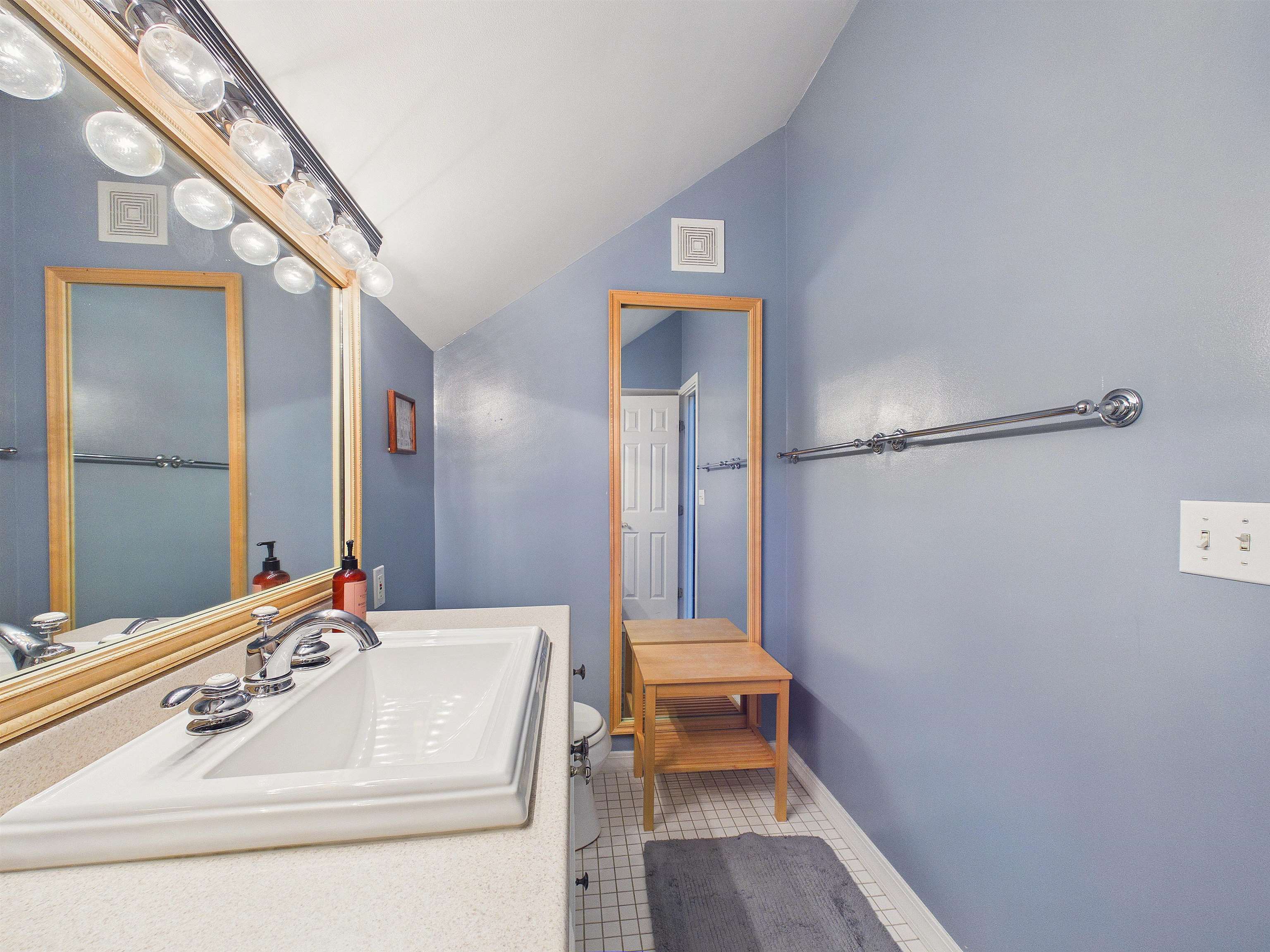 424 Trailside Drive Property Photo 36