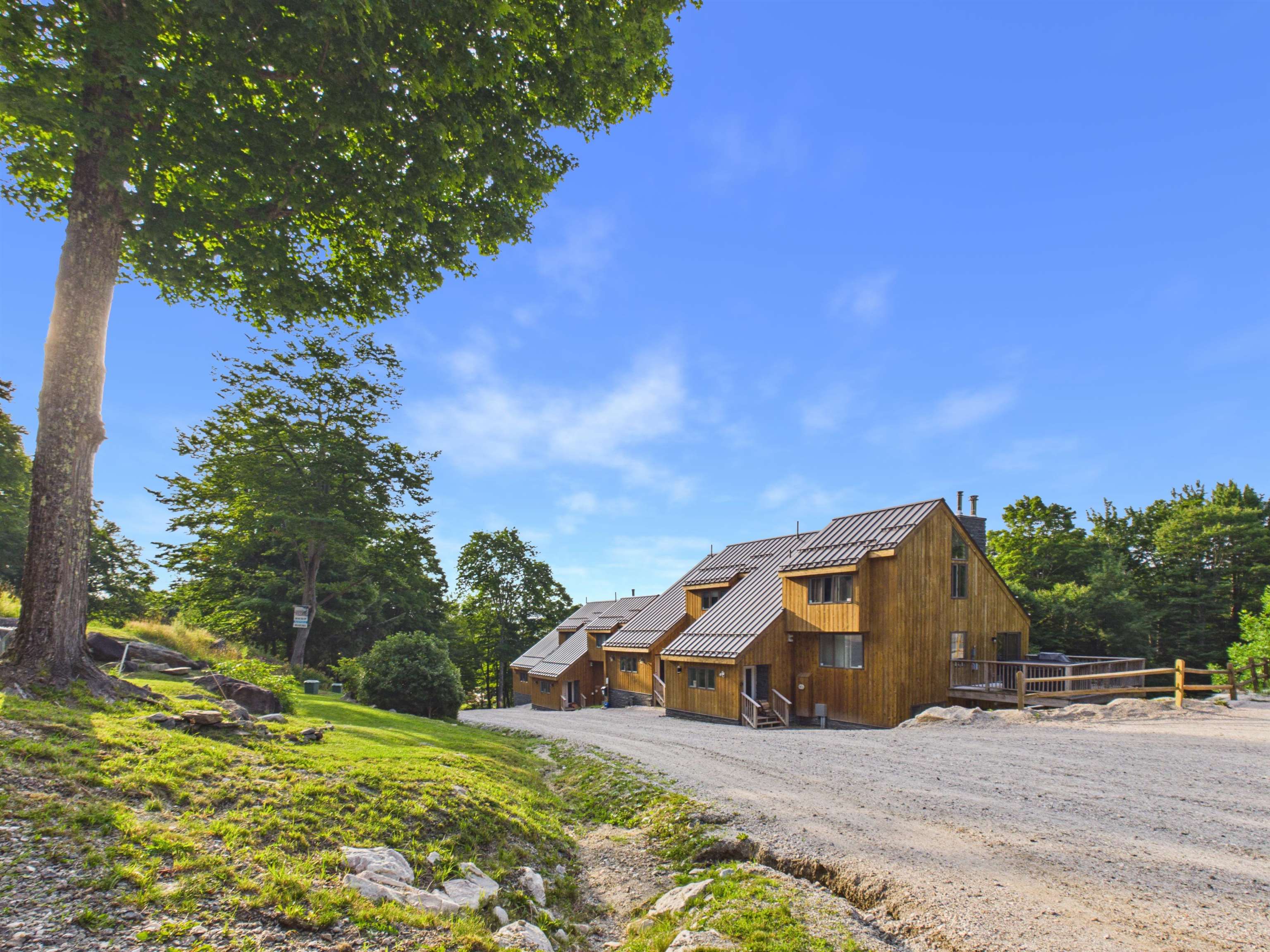 424 Trailside Drive Property Photo 44