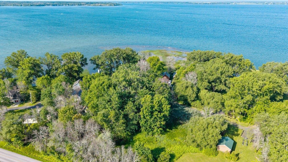 81 Mud Point South Property Photo 5