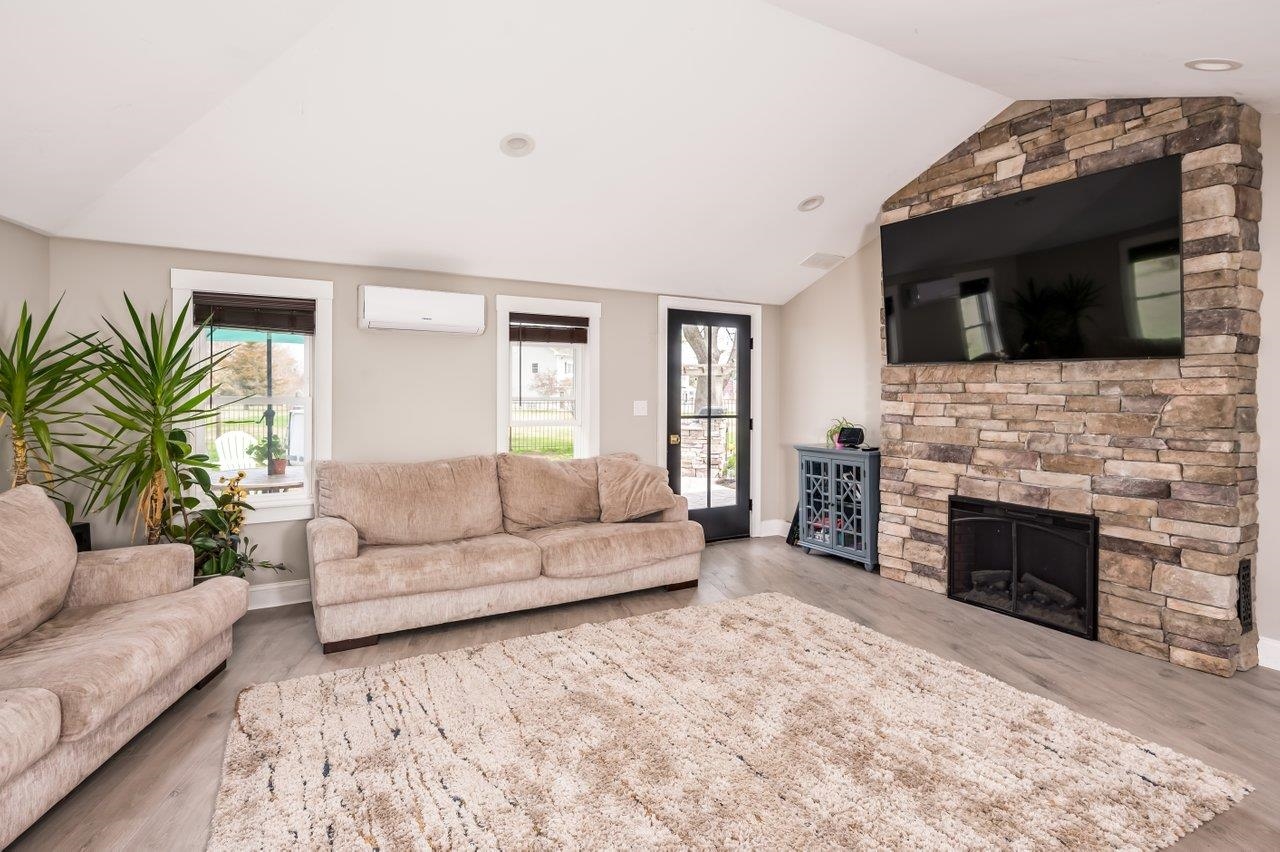 11 Post Road Property Photo 24