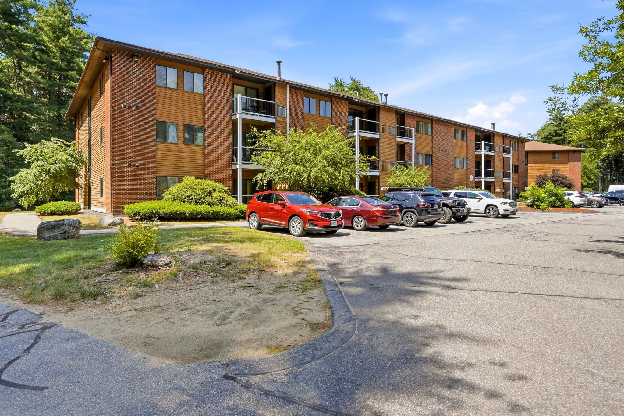 19 Blackstone Drive Property Photo 1