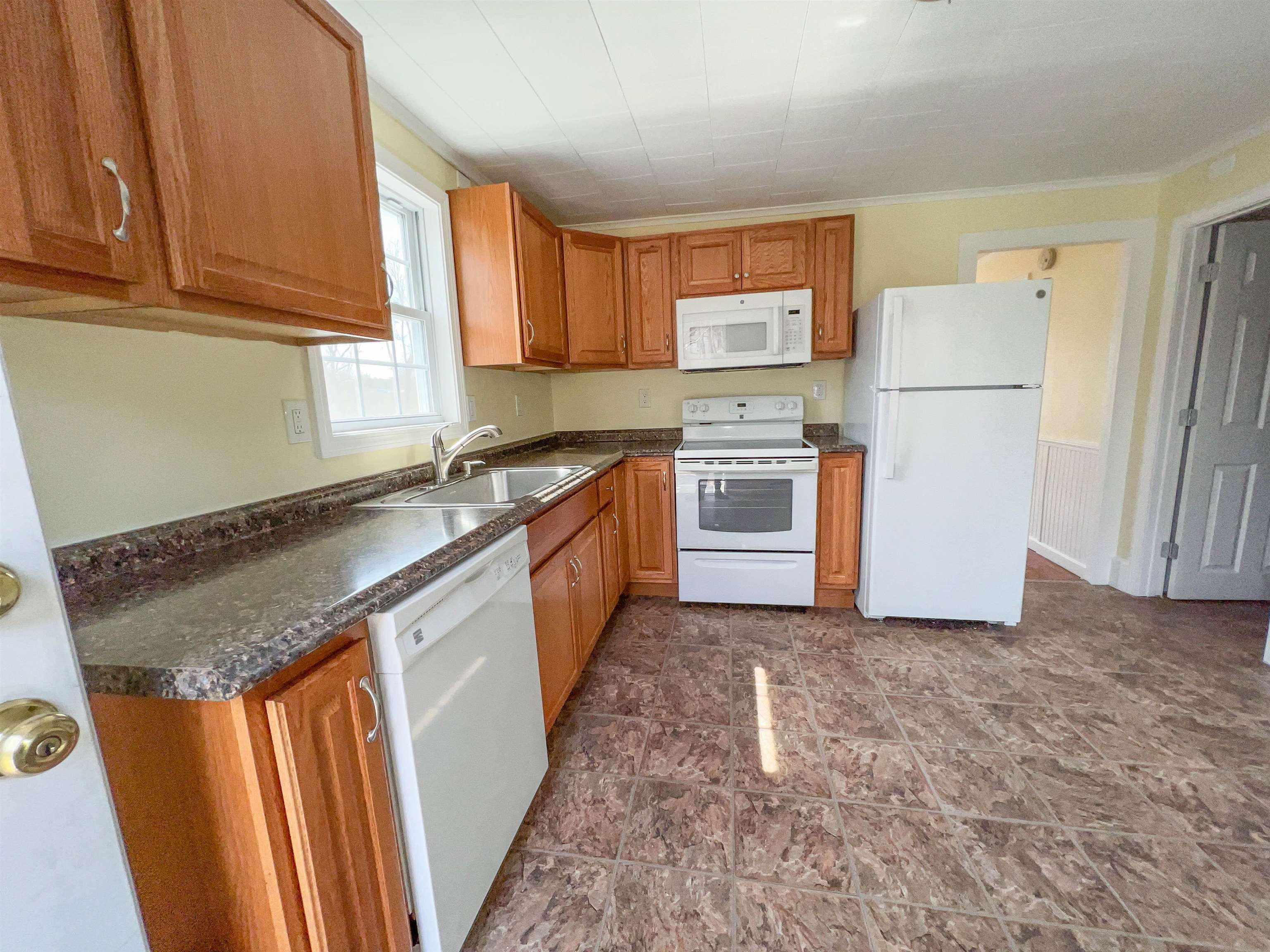 35 Keene Road Property Photo 4