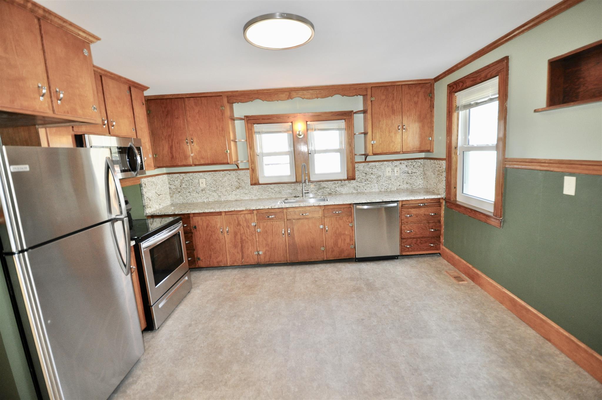 103 Ledge Street Property Photo 10