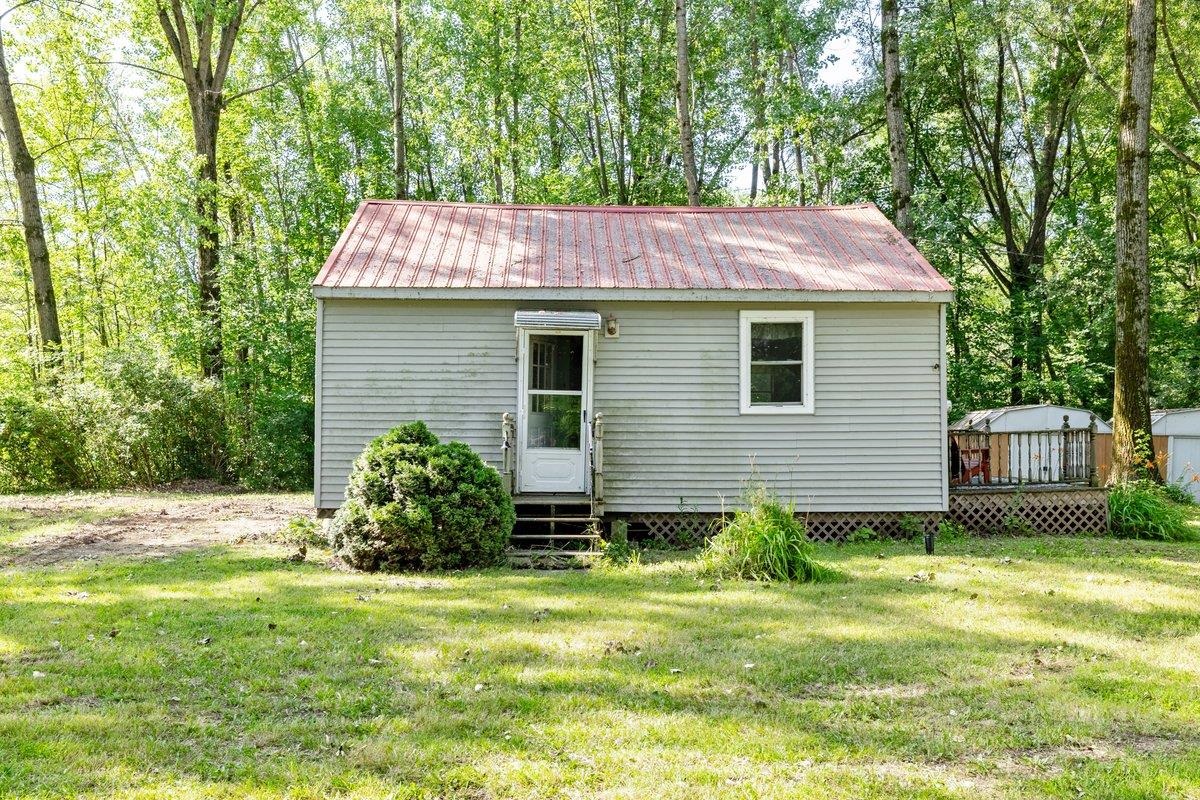 2322 West Shore Road Property Photo 7