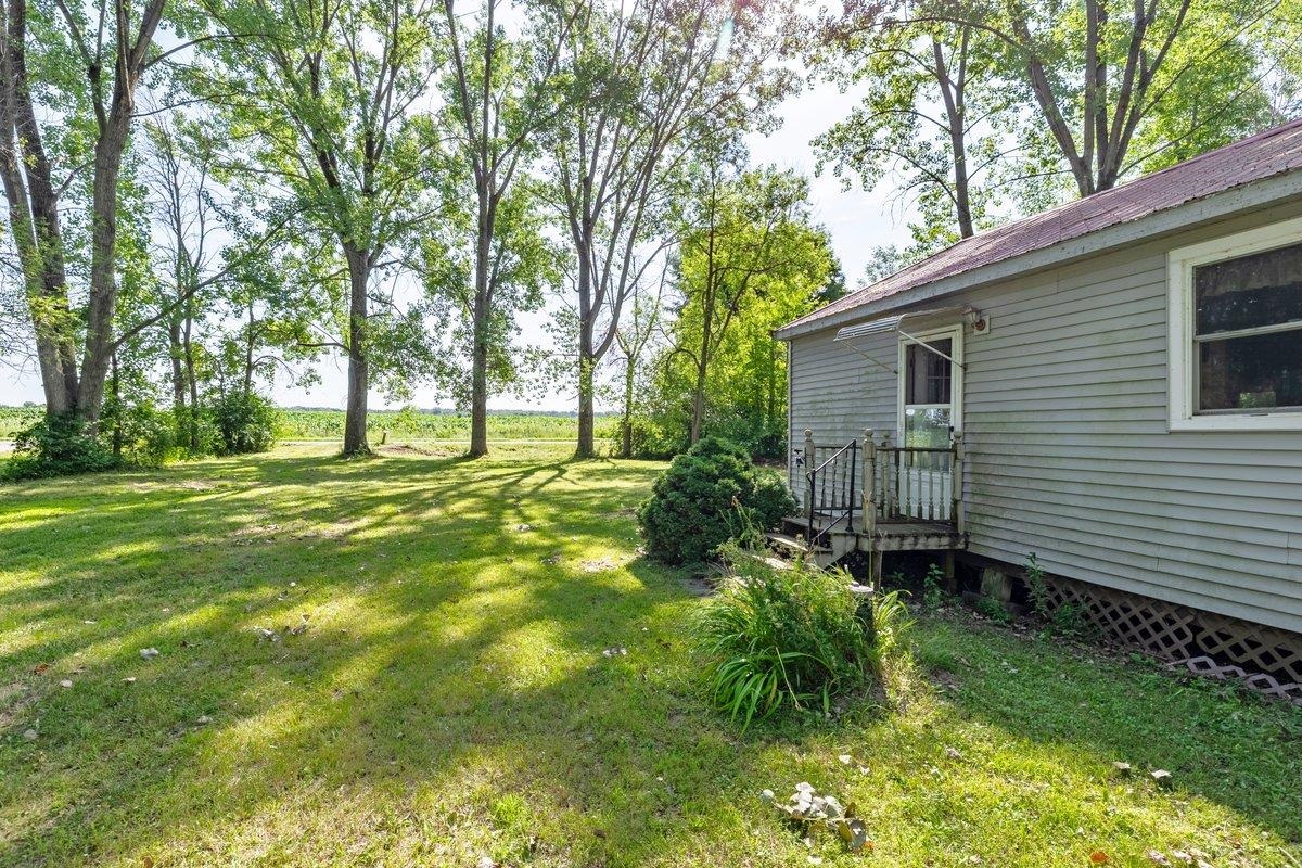 2322 West Shore Road Property Photo 10