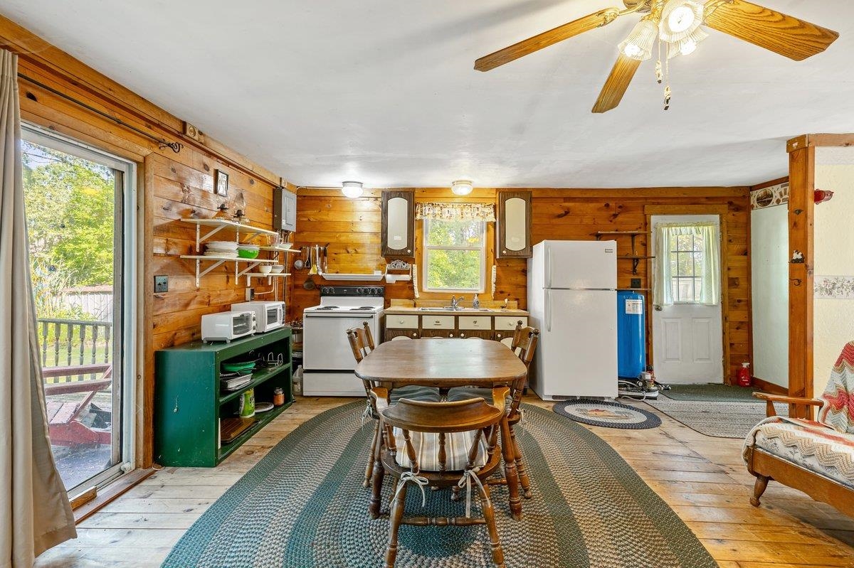 2322 West Shore Road Property Photo 19