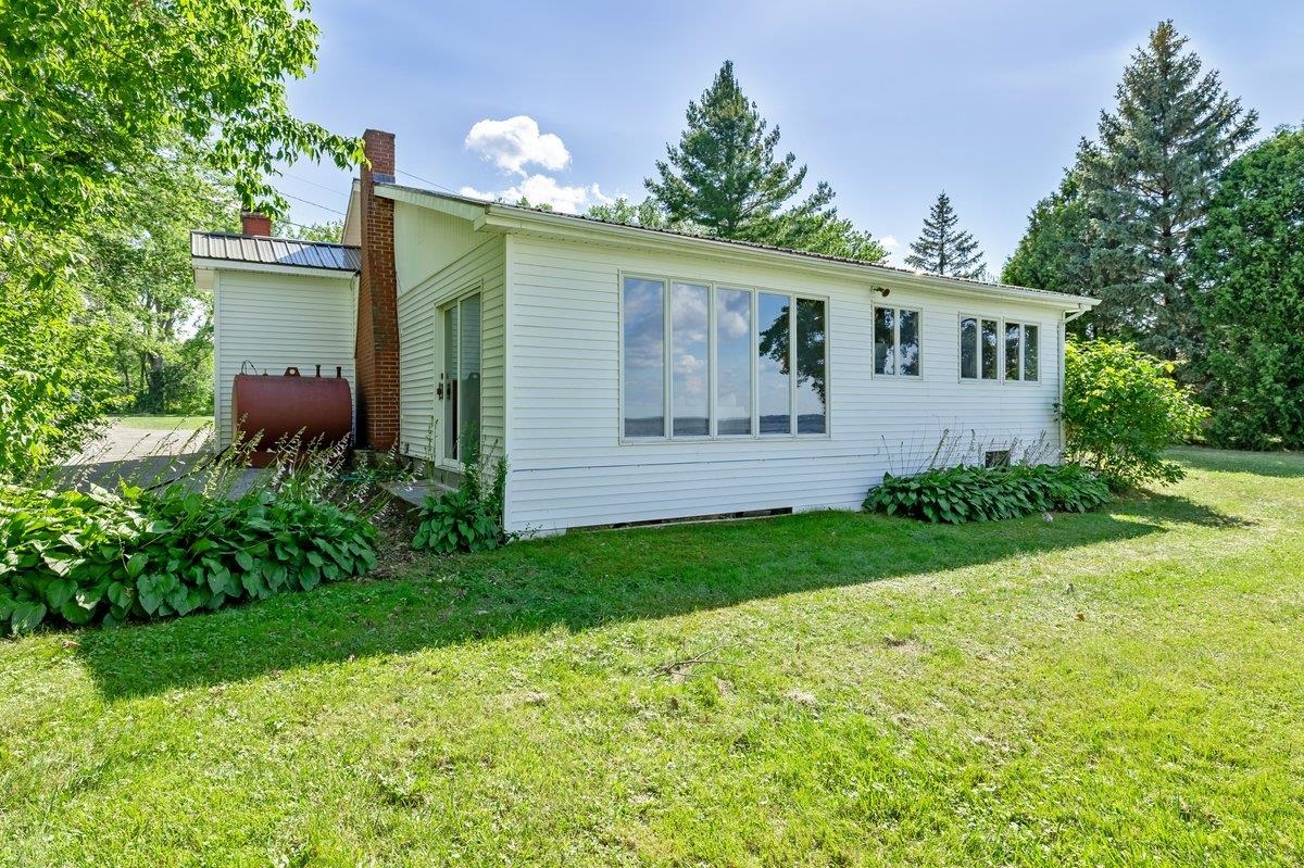 412 North Shore Road Property Photo 3