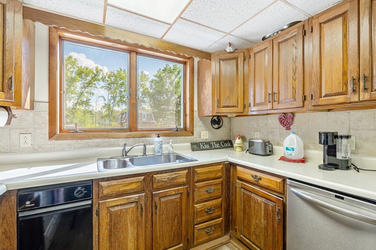 412 North Shore Road Property Photo 11