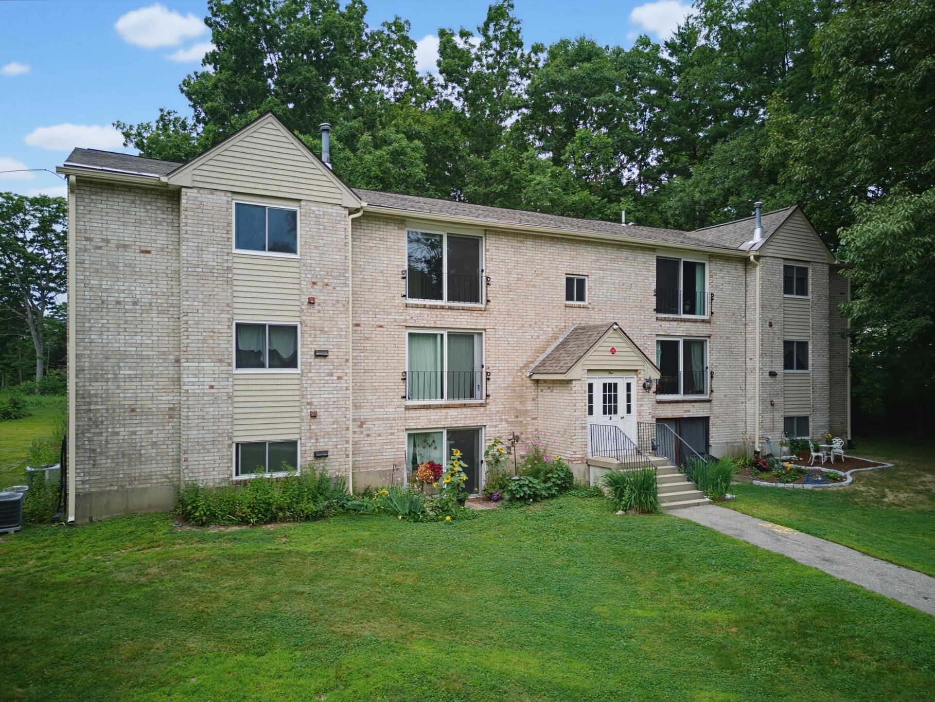 5 Brookside Drive Property Photo 1